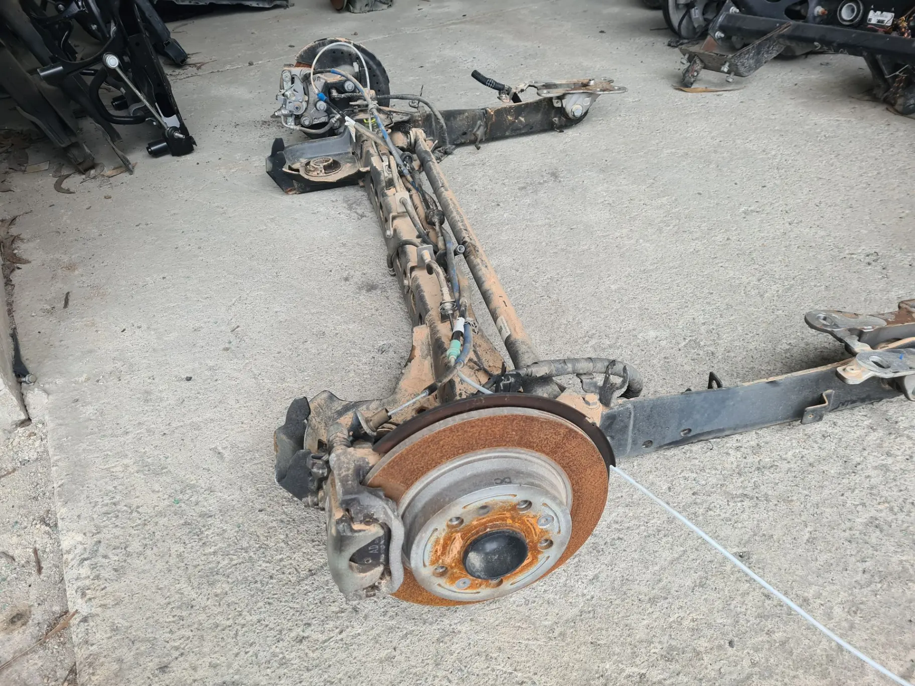 Rear axle with discs RENAULT Kangoo III Imagem-1