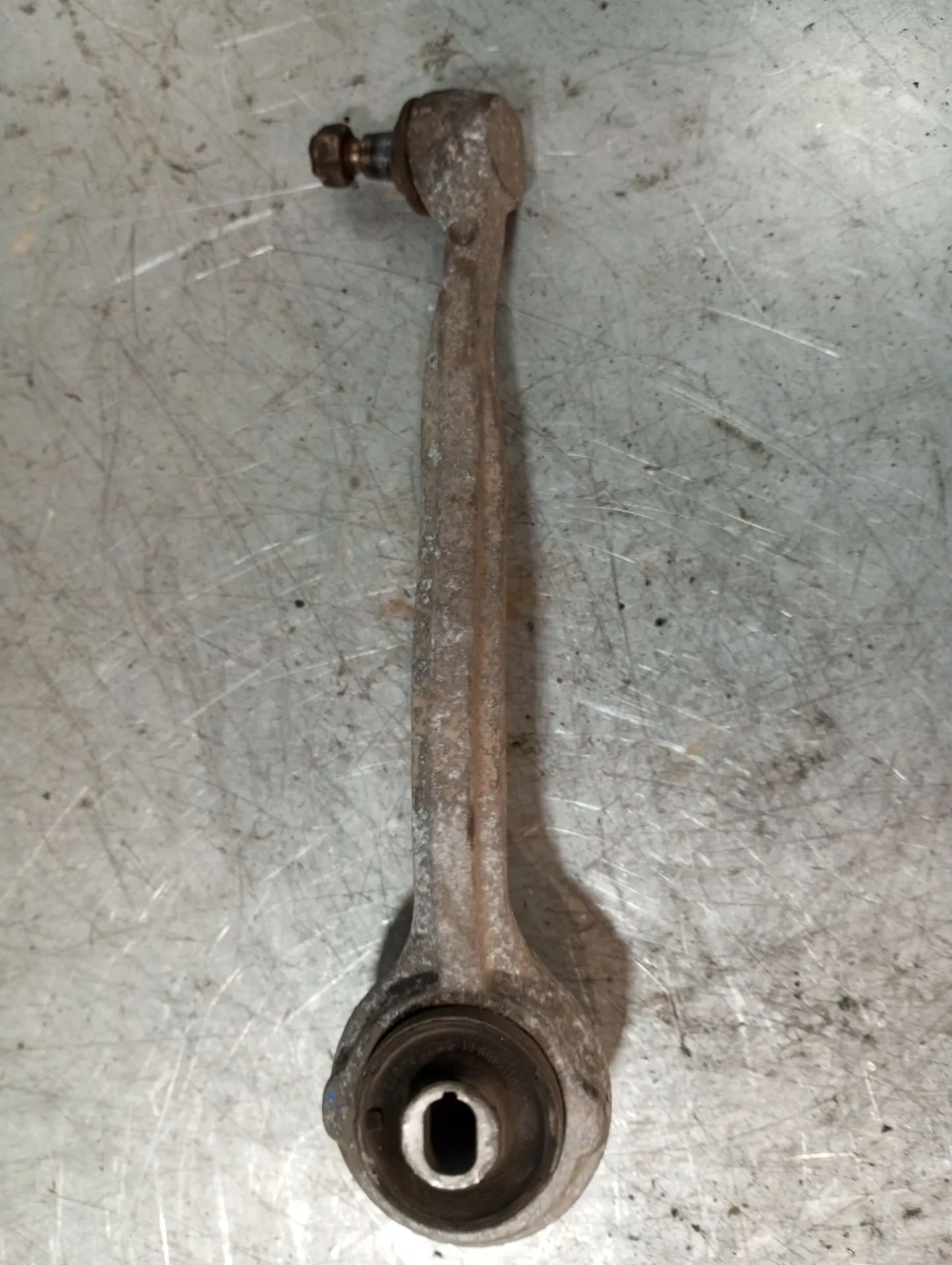 Braccio di sospensione anteriore sinistro MERCEDES-BENZ Classe E Coupé (C207) Imagem-1