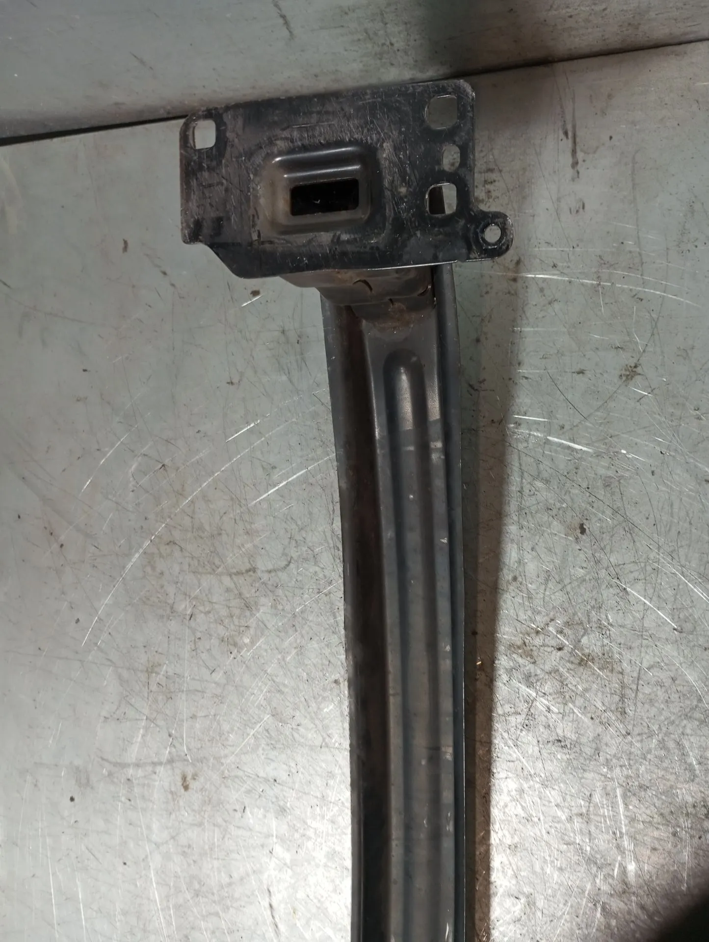 Renfort pare-chocs avant SEAT Ibiza IV (6J5, 6P1) Imagem-4