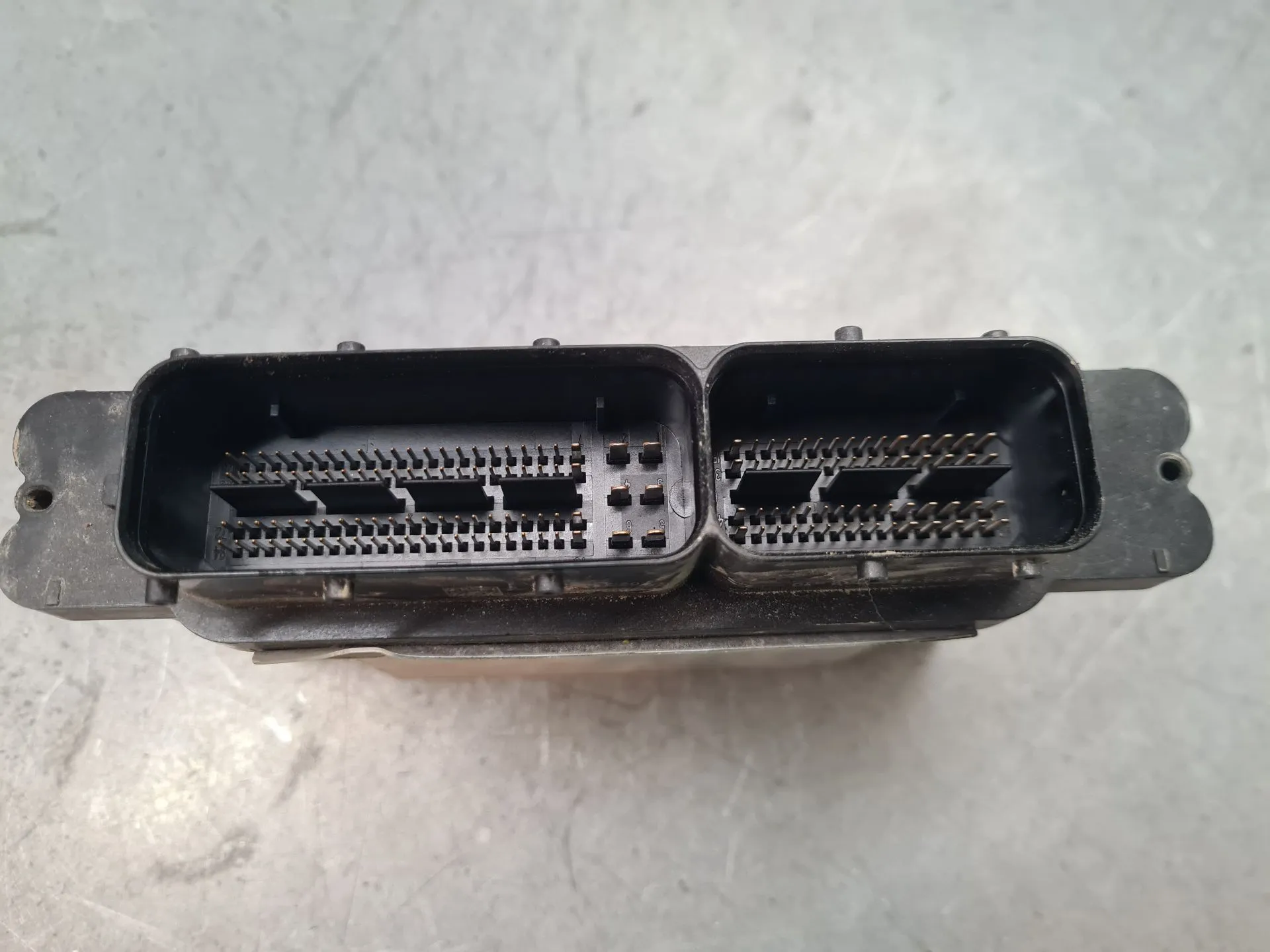 Engine control unit / ECU SEAT Ibiza V (KJ1) Imagem-1