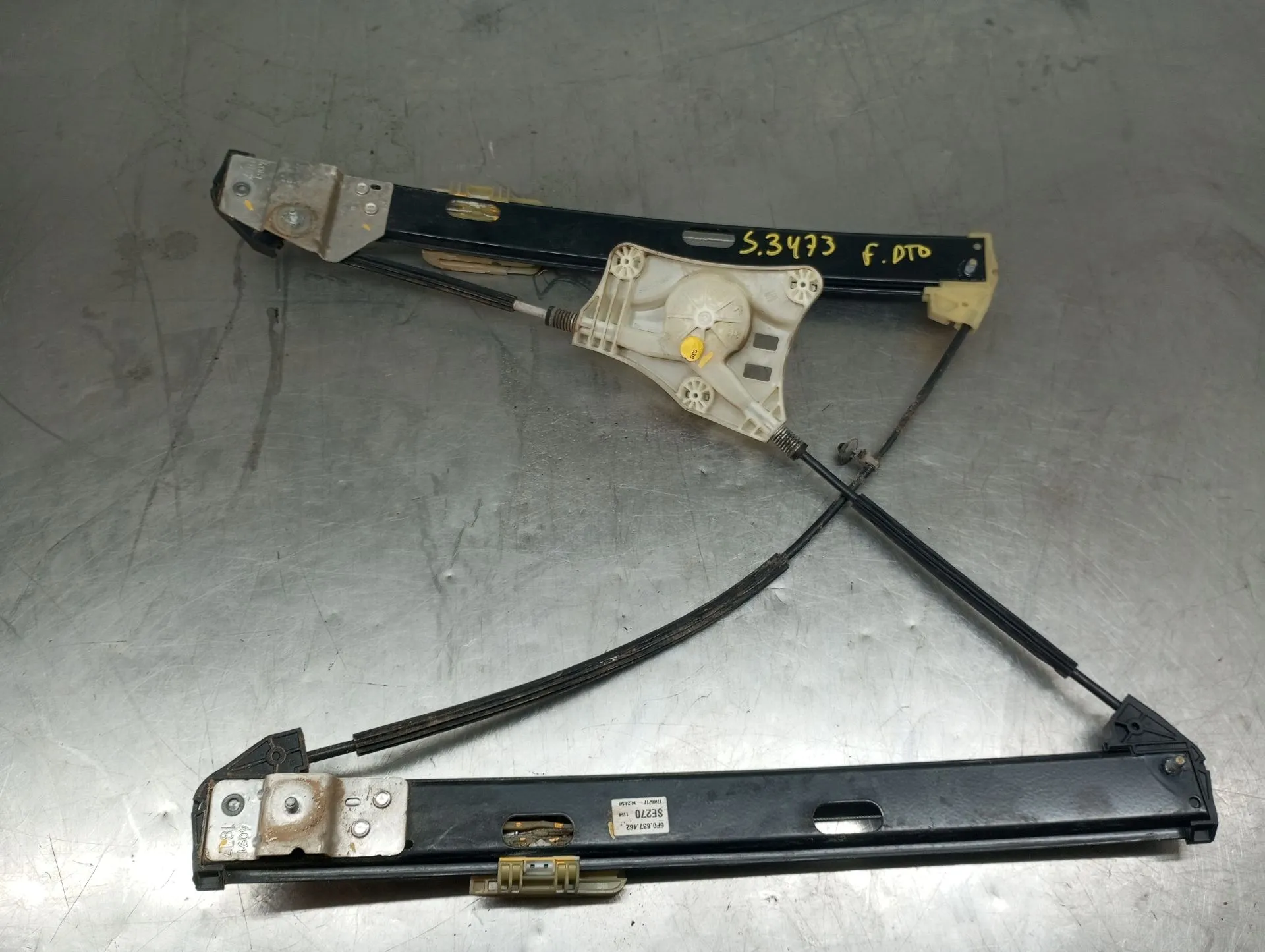 Elevador vidros frente direito SEAT Ibiza V (KJ1)