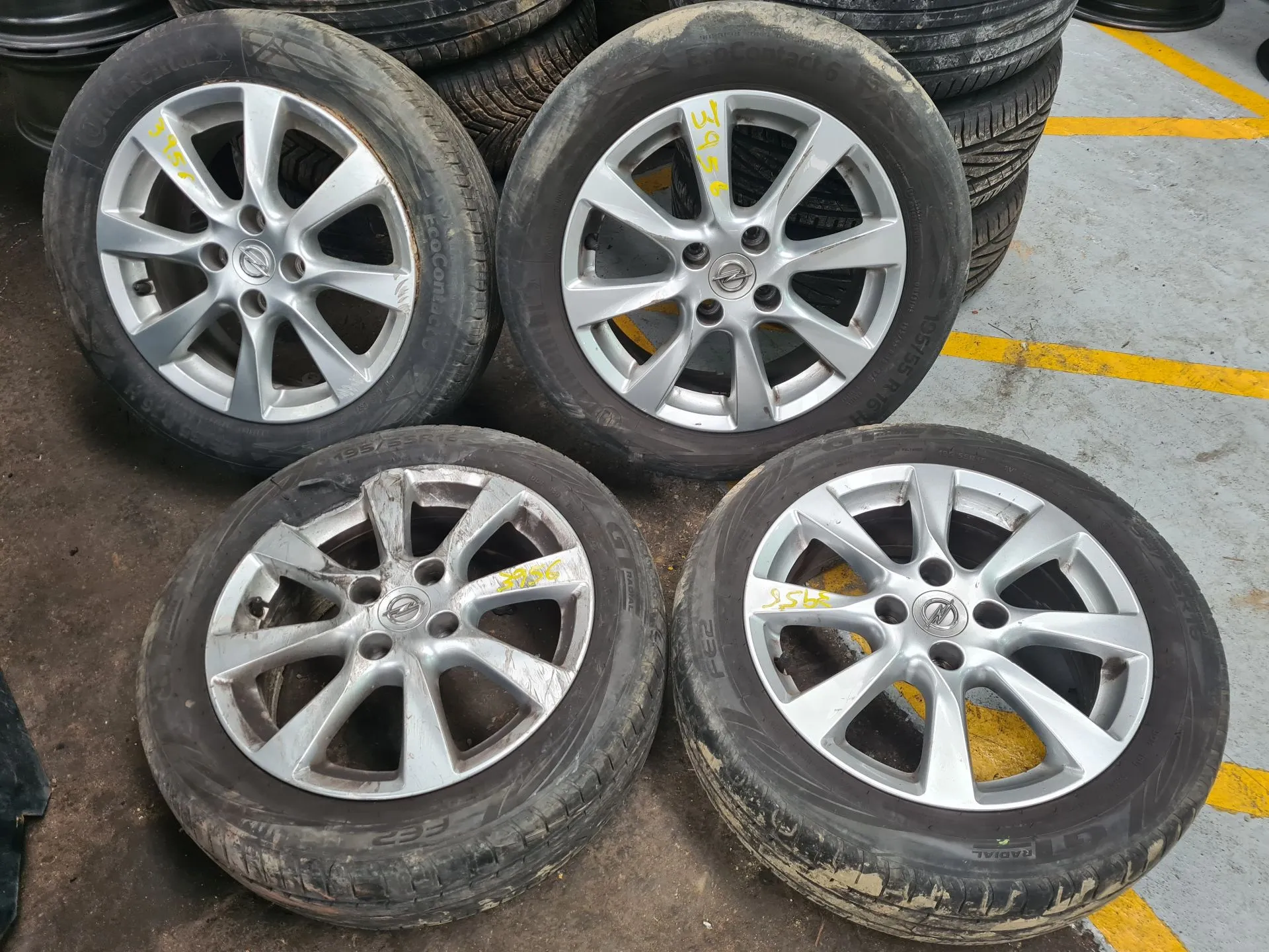 Conjunto Jantes Especiais OPEL Corsa F Imagem-1