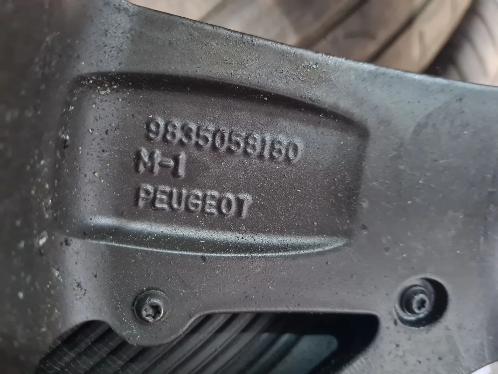 Cerchio Posteriore Destro PEUGEOT 308 III Imagem-2