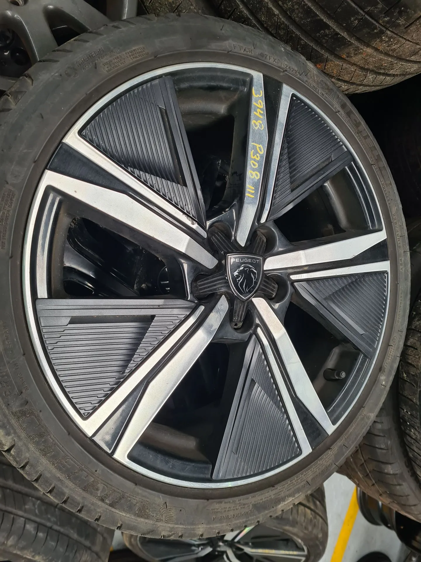 Conjunto Jantes Especiais PEUGEOT 308 III Imagem-3