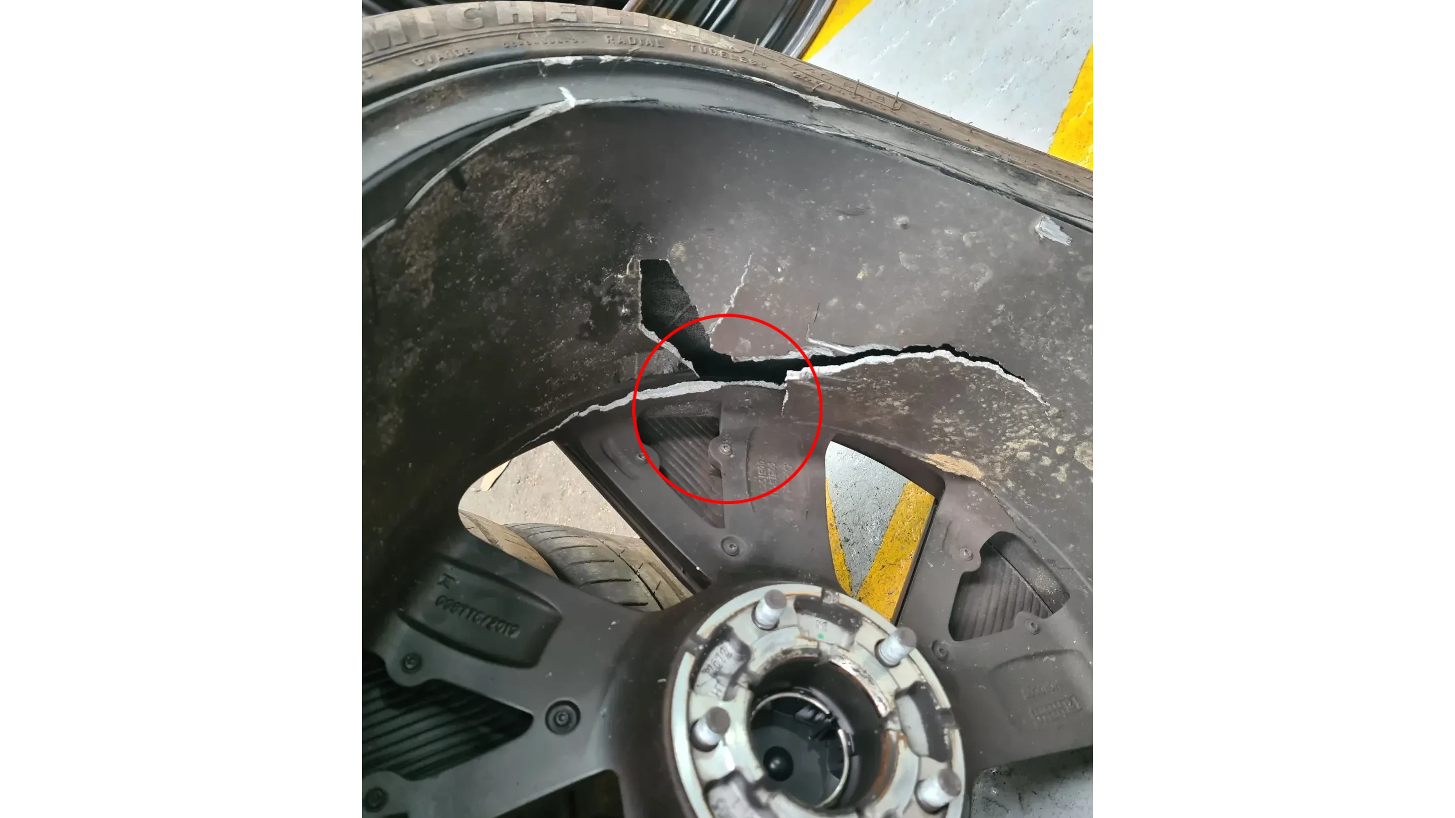 Conjunto Jantes Especiais PEUGEOT 308 III Imagem-15