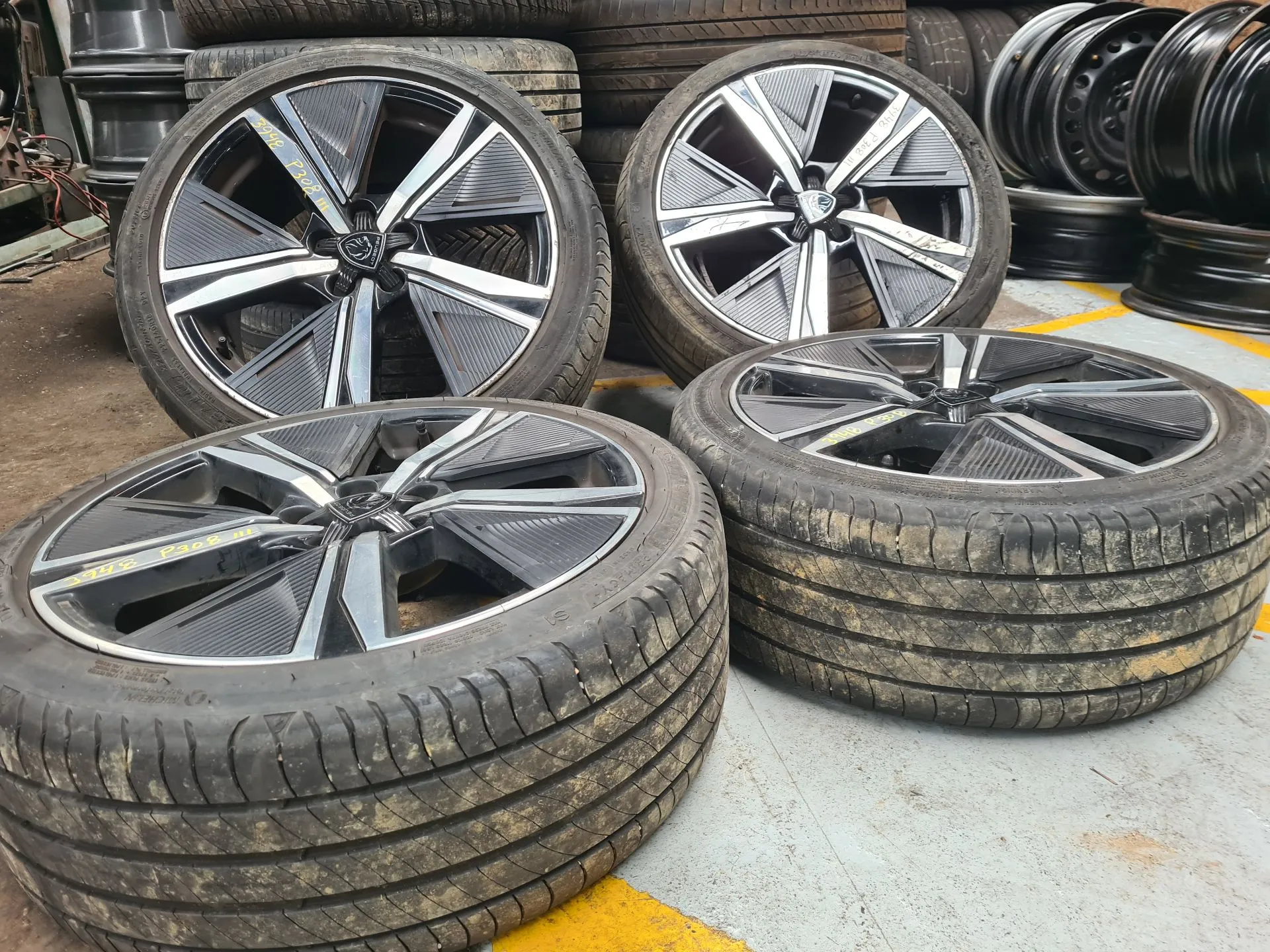 Conjunto Jantes Especiais PEUGEOT 308 III