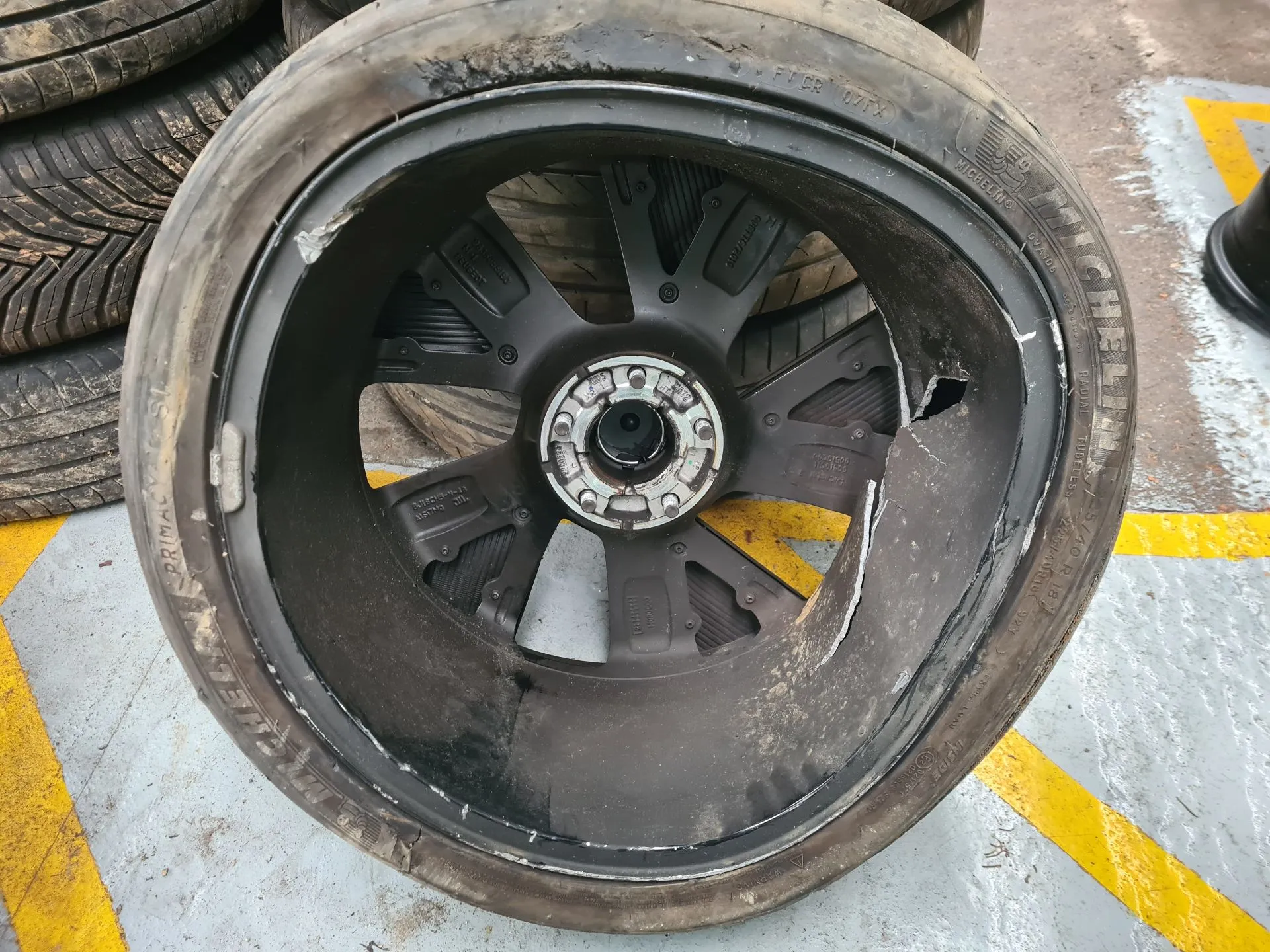Conjunto Jantes Especiais PEUGEOT 308 III Imagem-7