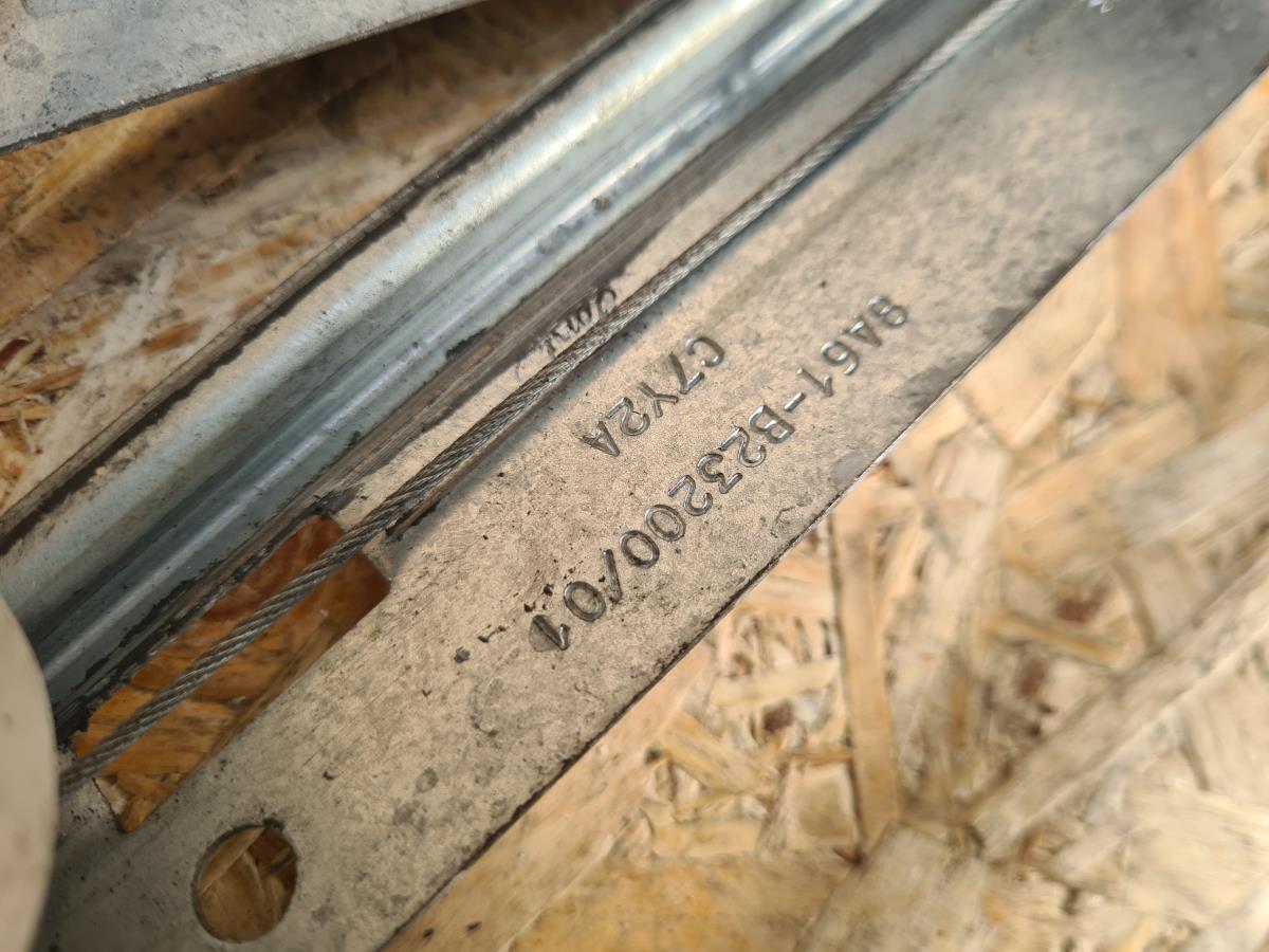 Lève-vitre avant gauche FORD Fiesta VI (CB1, CCN) Imagem-1