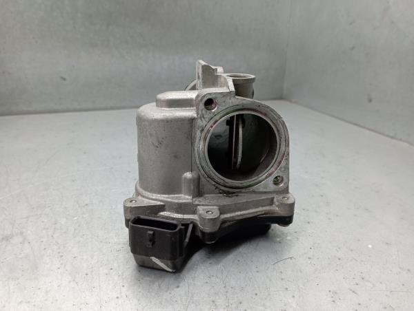 Boîtiers papillon RENAULT Clio III (BR0/1, CR0/1)