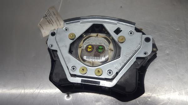 Airbag du Volant MERCEDES-BENZ Classe C (W203) Imagem-1