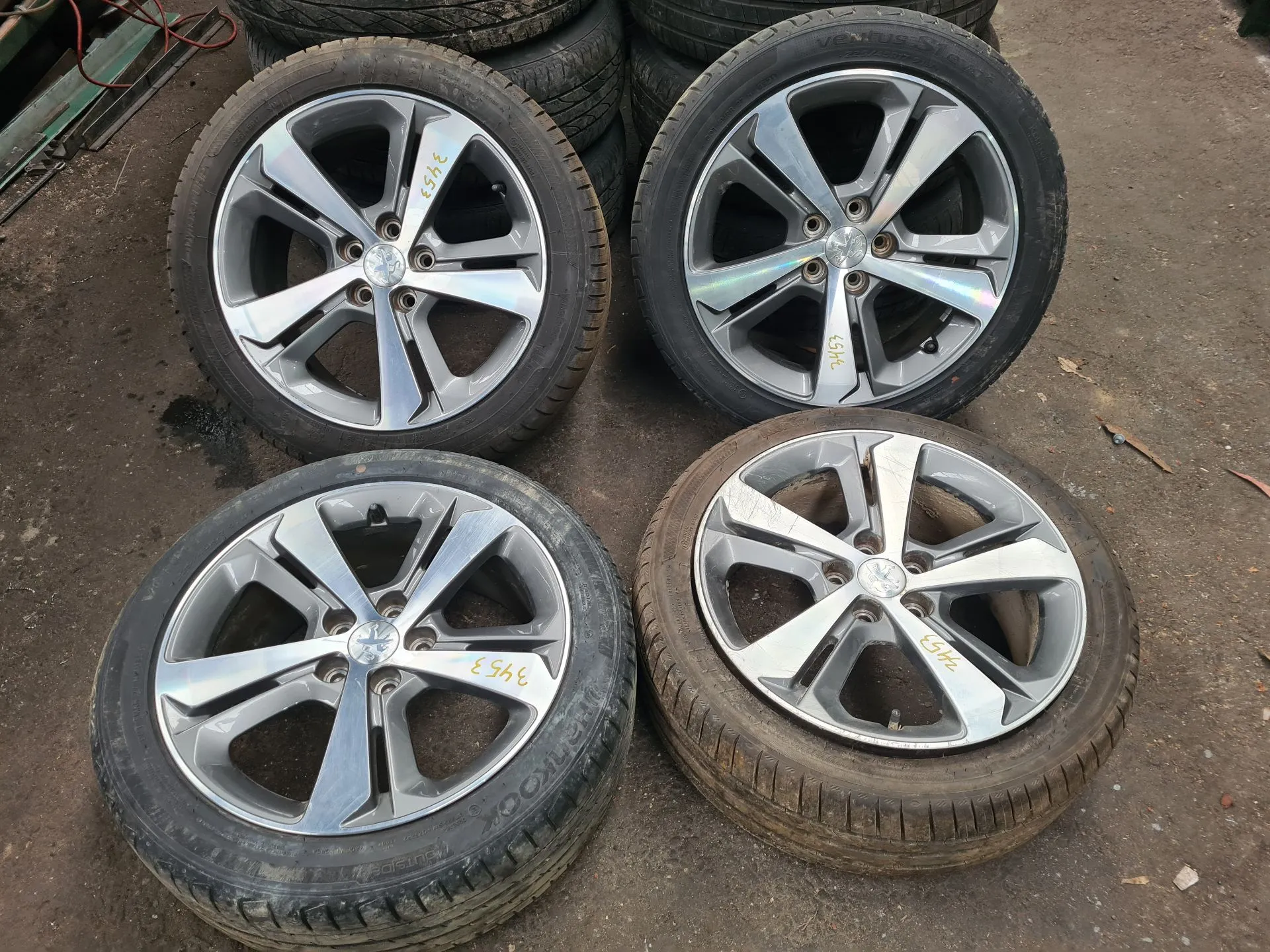 Conjunto Jantes Especiais PEUGEOT 308 II Imagem-1
