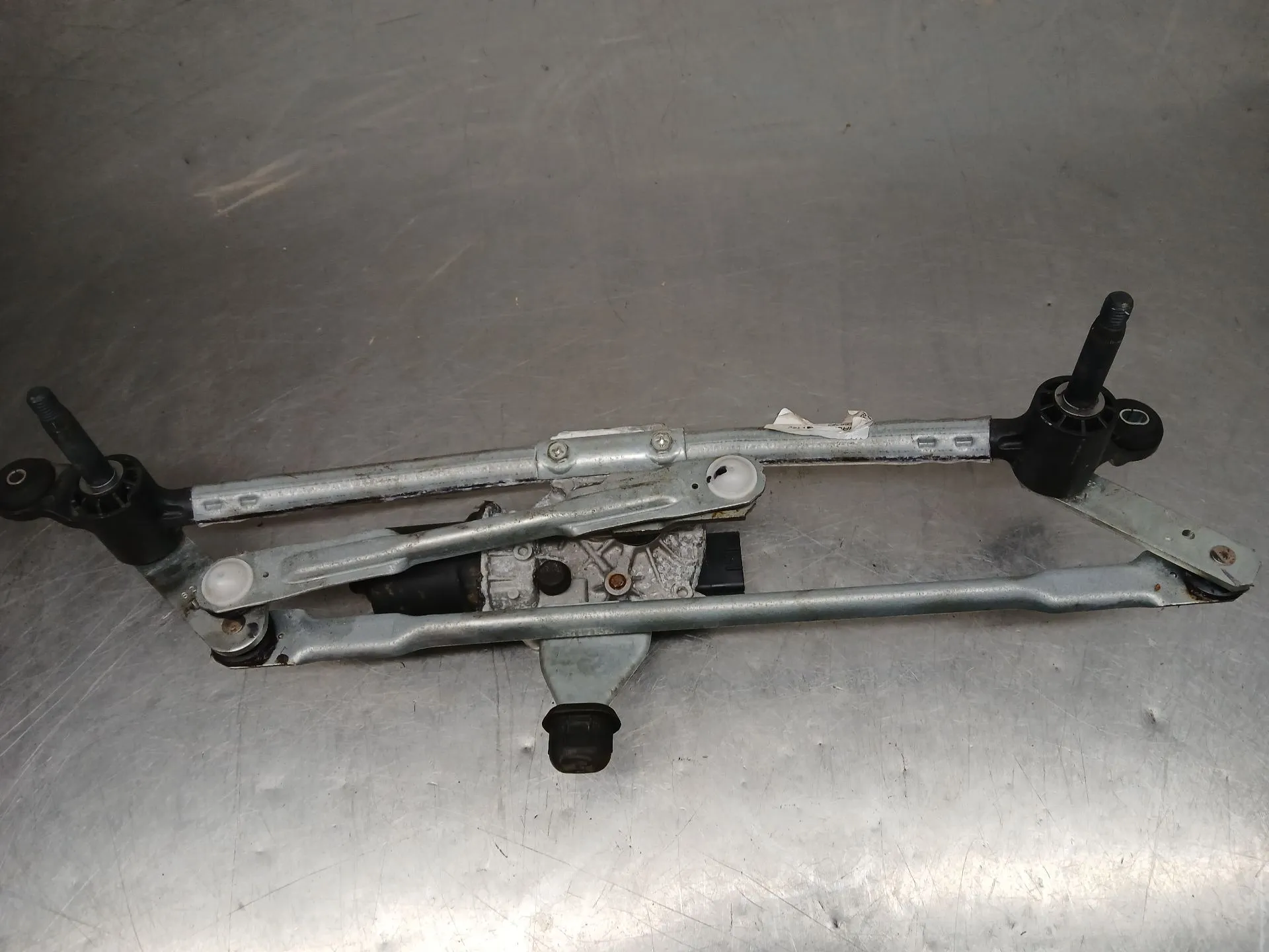 Motore tergicristallo anteriore DACIA Sandero III Imagem-1