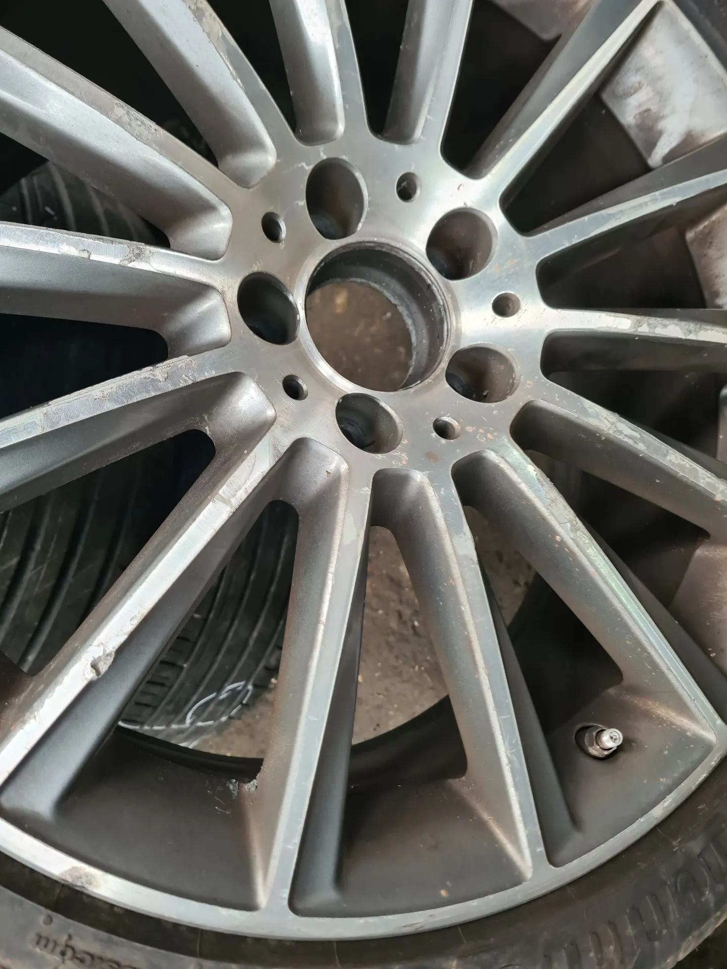 Jante trás direita MERCEDES-BENZ Classe C Coupé (C205) Imagem-2