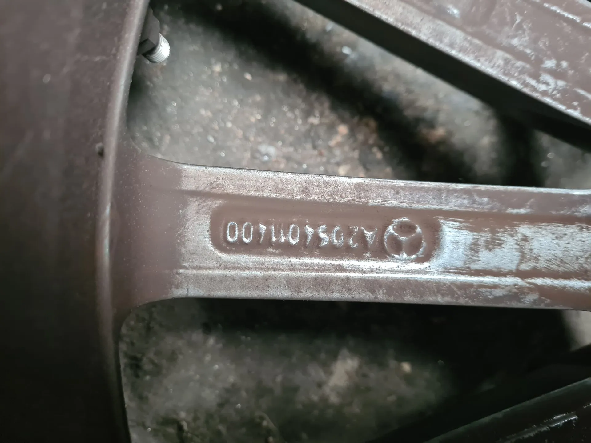 Jante trás direita MERCEDES-BENZ Classe C Coupé (C205) Imagem-3