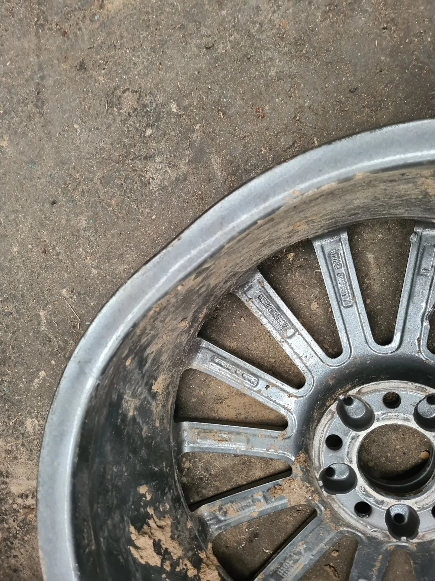 Llanta Delantera Derecha MERCEDES-BENZ Classe C Coupé (C205) Imagem-3