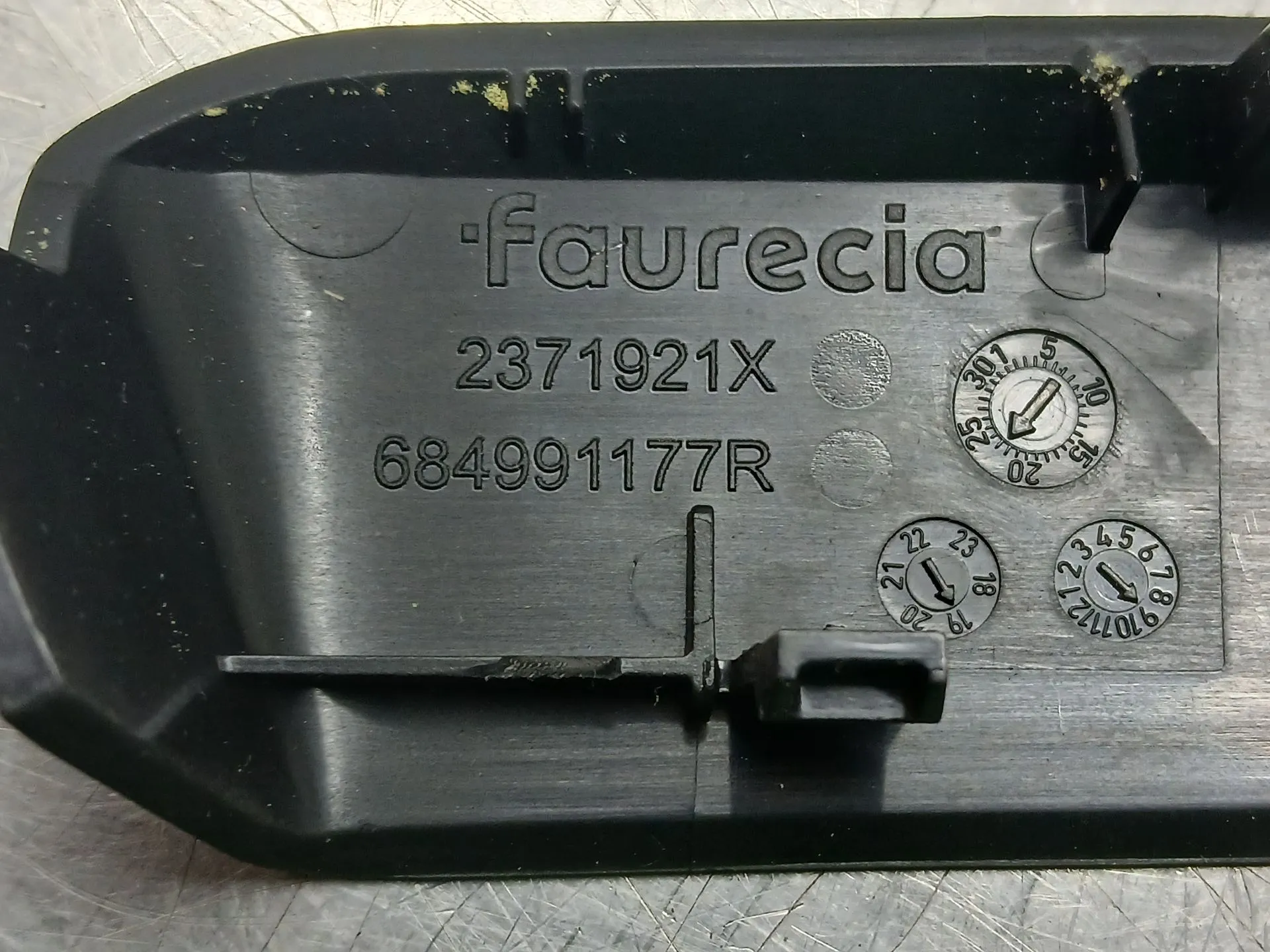 Moldura da consola central / rádio / aro RENAULT Zoe (BFM_) Imagem-2