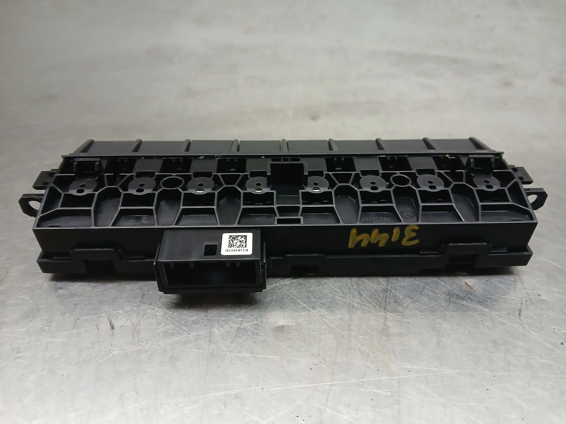 Botão / interruptor 4 piscas RENAULT Zoe (BFM_) Imagem-1