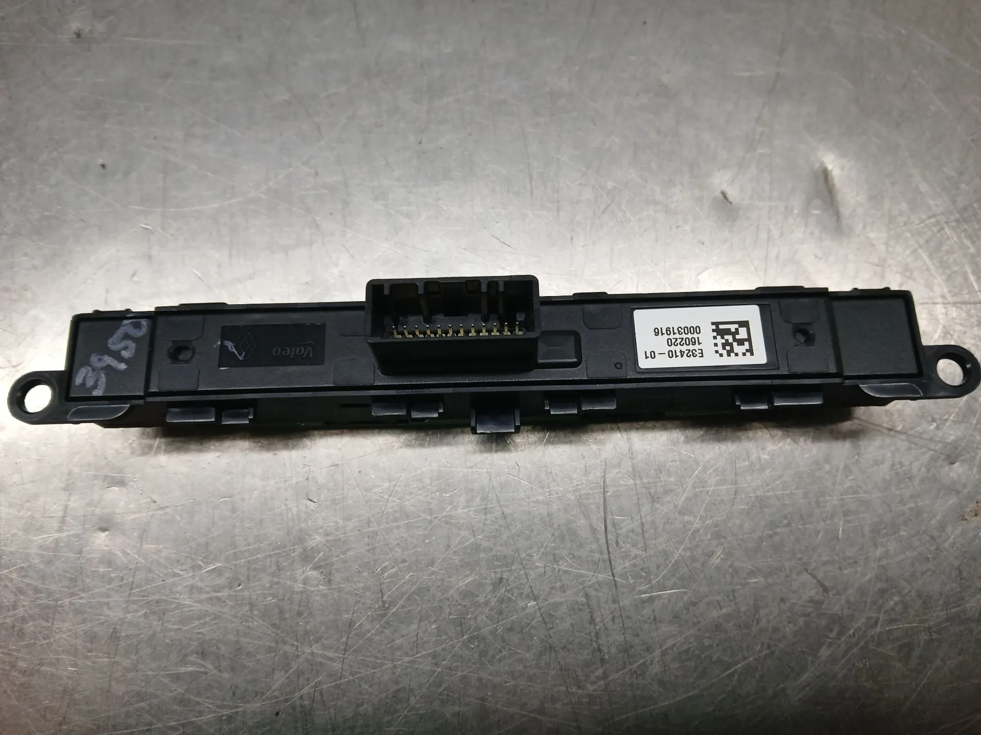 Comando / botão / interruptor multifunções RENAULT Megane IV (B9A/M_) Imagem-1