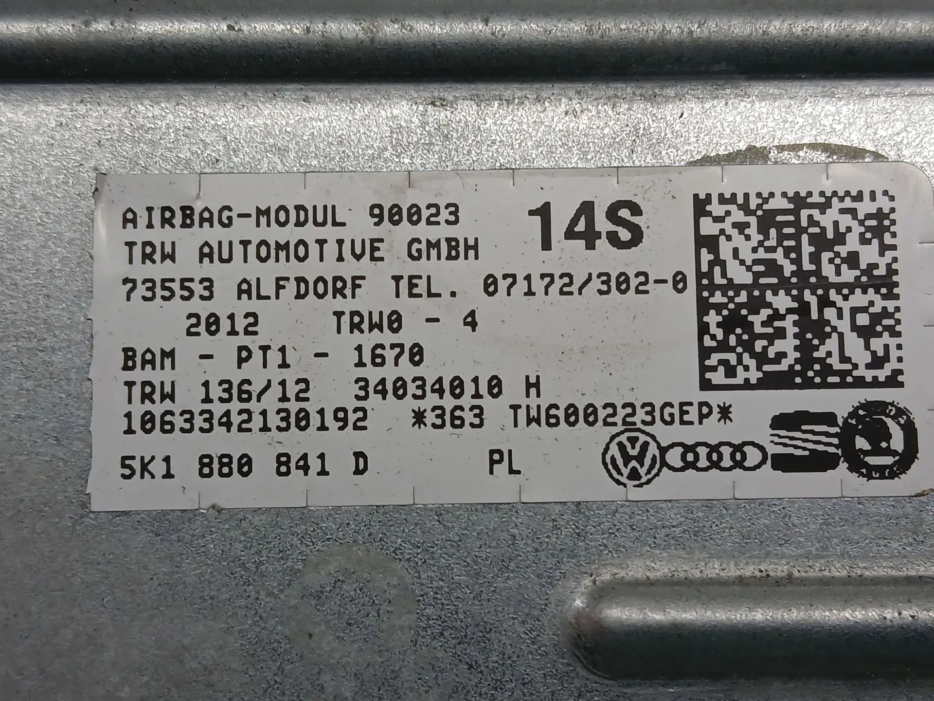 Airbag Rodilla VOLKSWAGEN Golf VI (5K1) Imagem-2