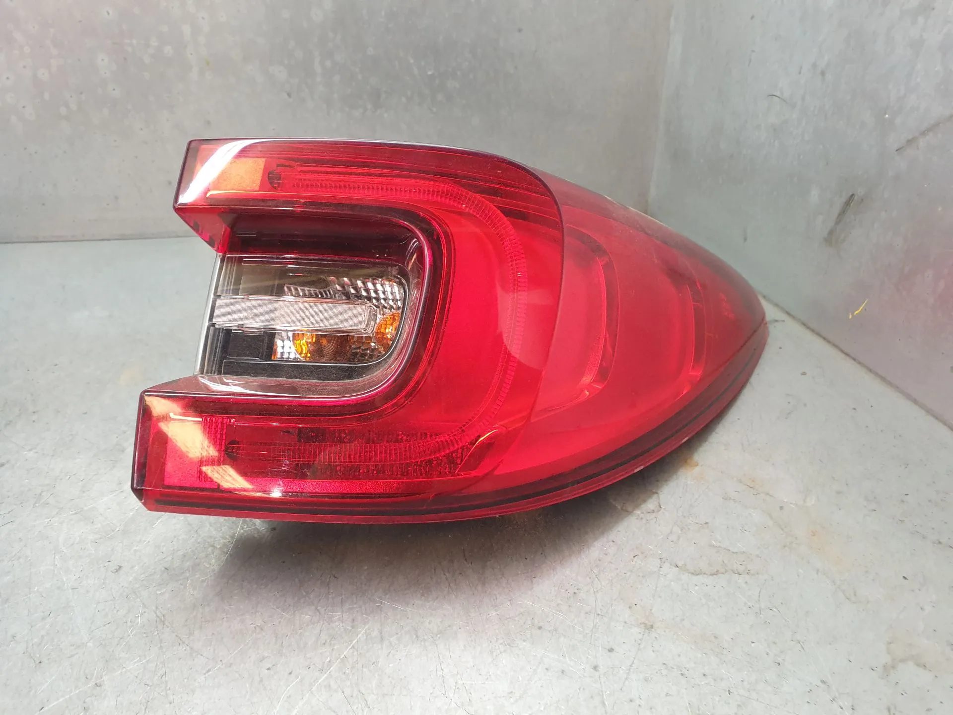 Farolim direito RENAULT Kadjar (HA_, HL_)