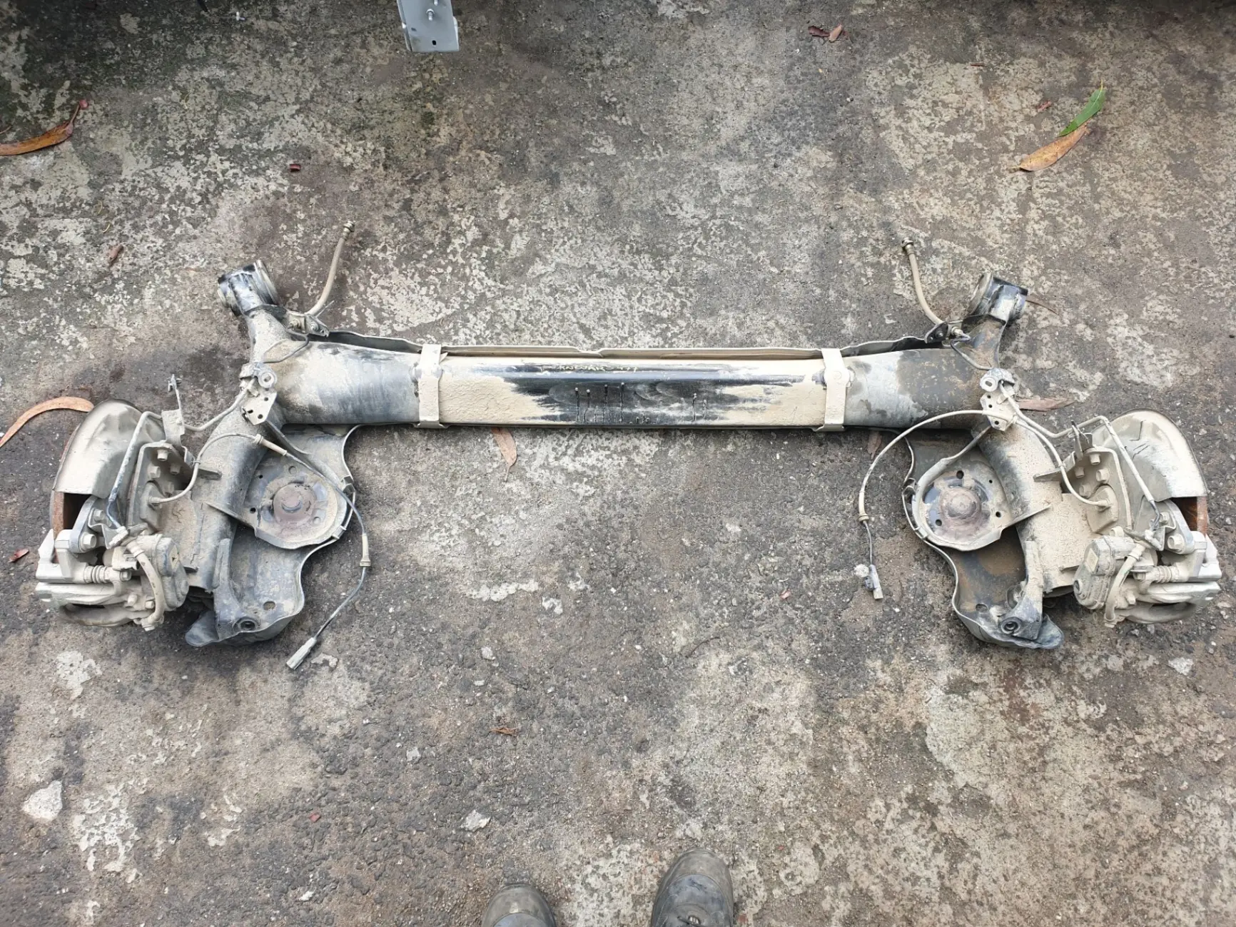 Essieu arrière à disques RENAULT Kadjar (HA_, HL_)