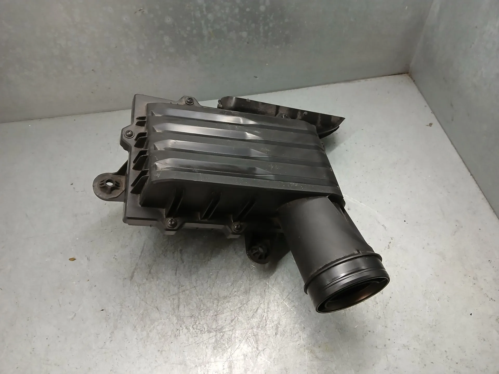Boîtier filtre à air AUDI A3 (8V1, 8VK)
