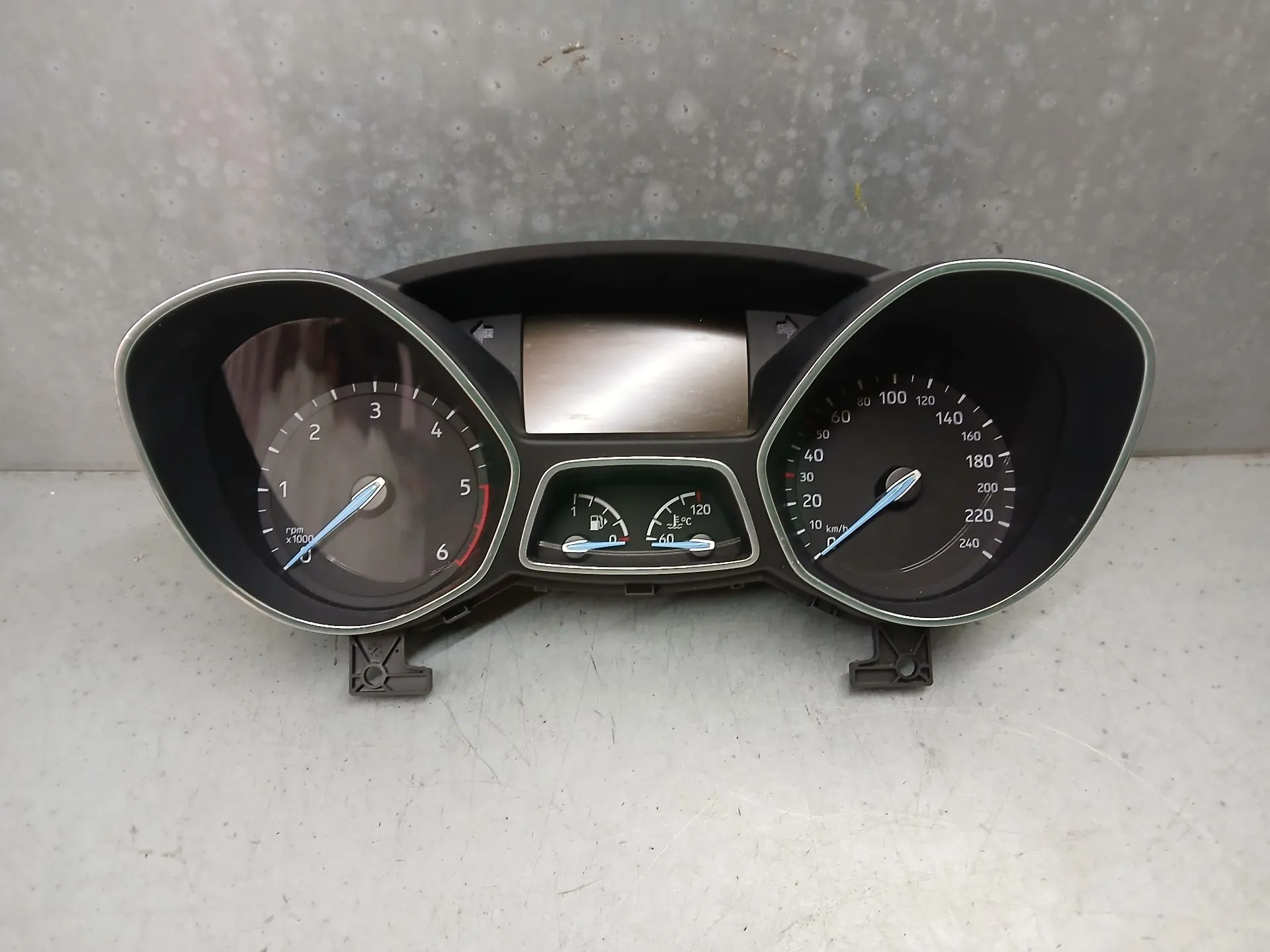 Quadrante / painel de instrumentos FORD Focus III Imagem-1