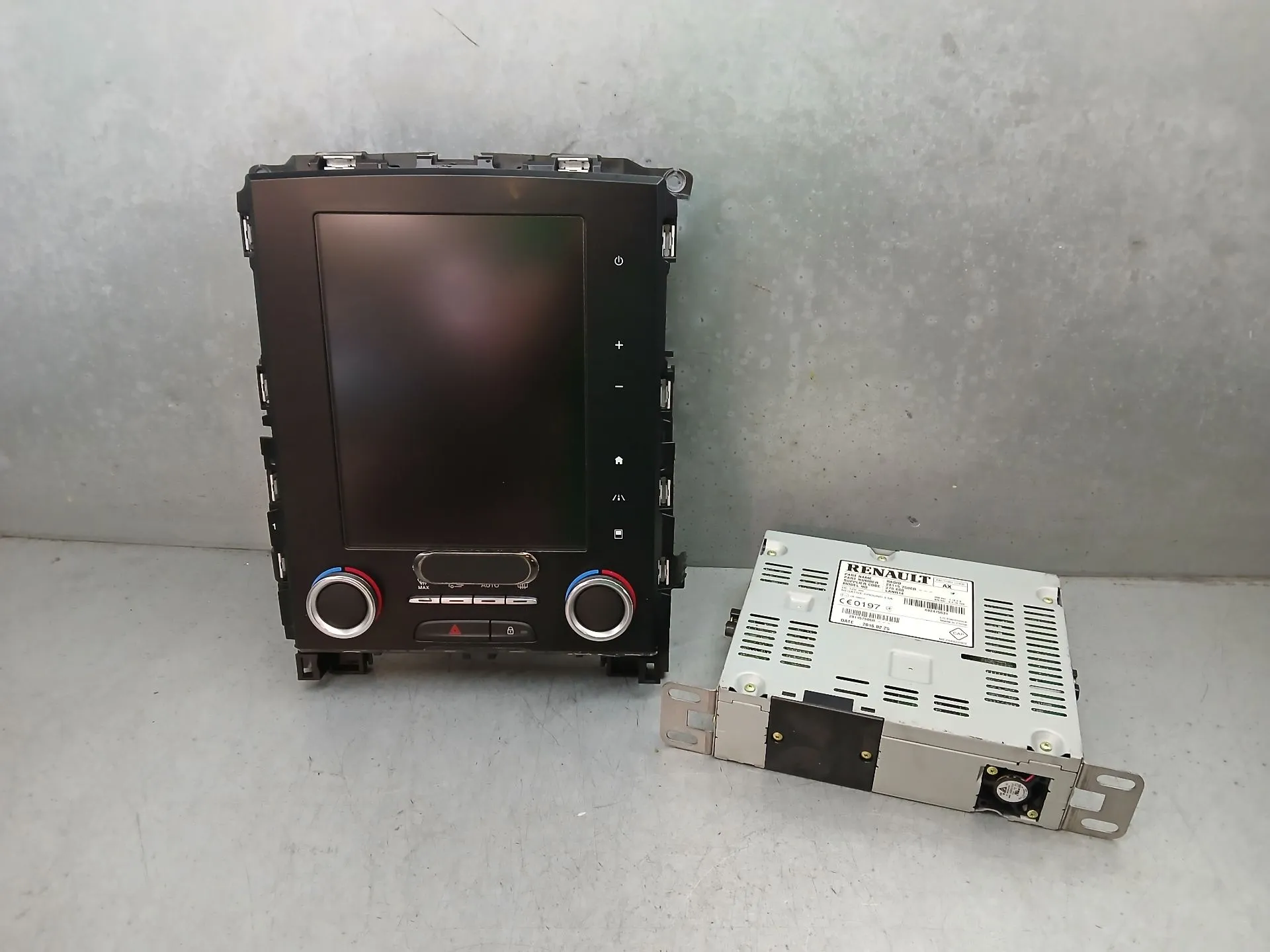 Kit Auto-rádio RENAULT Megane IV (B9A/M_) Imagem-0