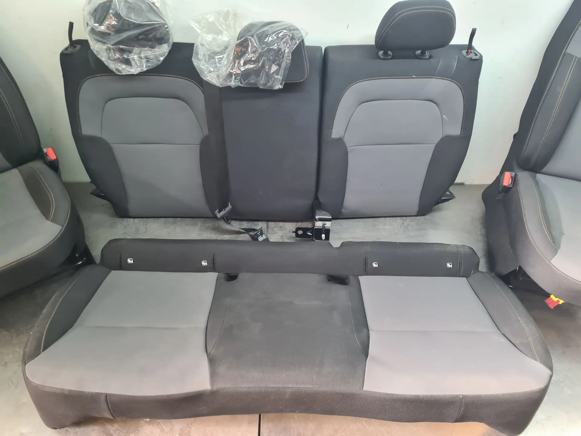 Conjunto de Bancos DACIA Sandero III Imagem-2