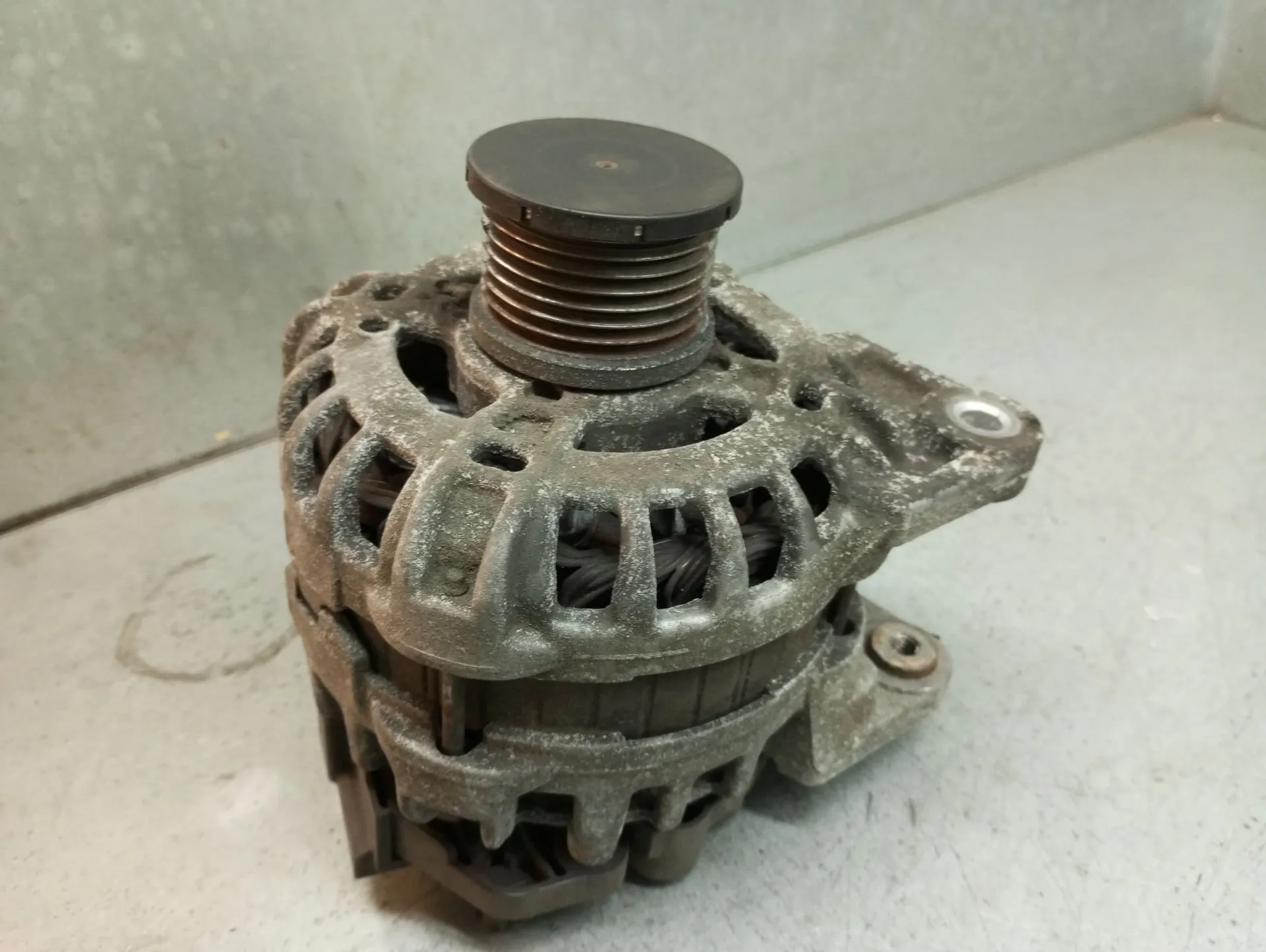 Alternador RENAULT Twingo III (BCM_)