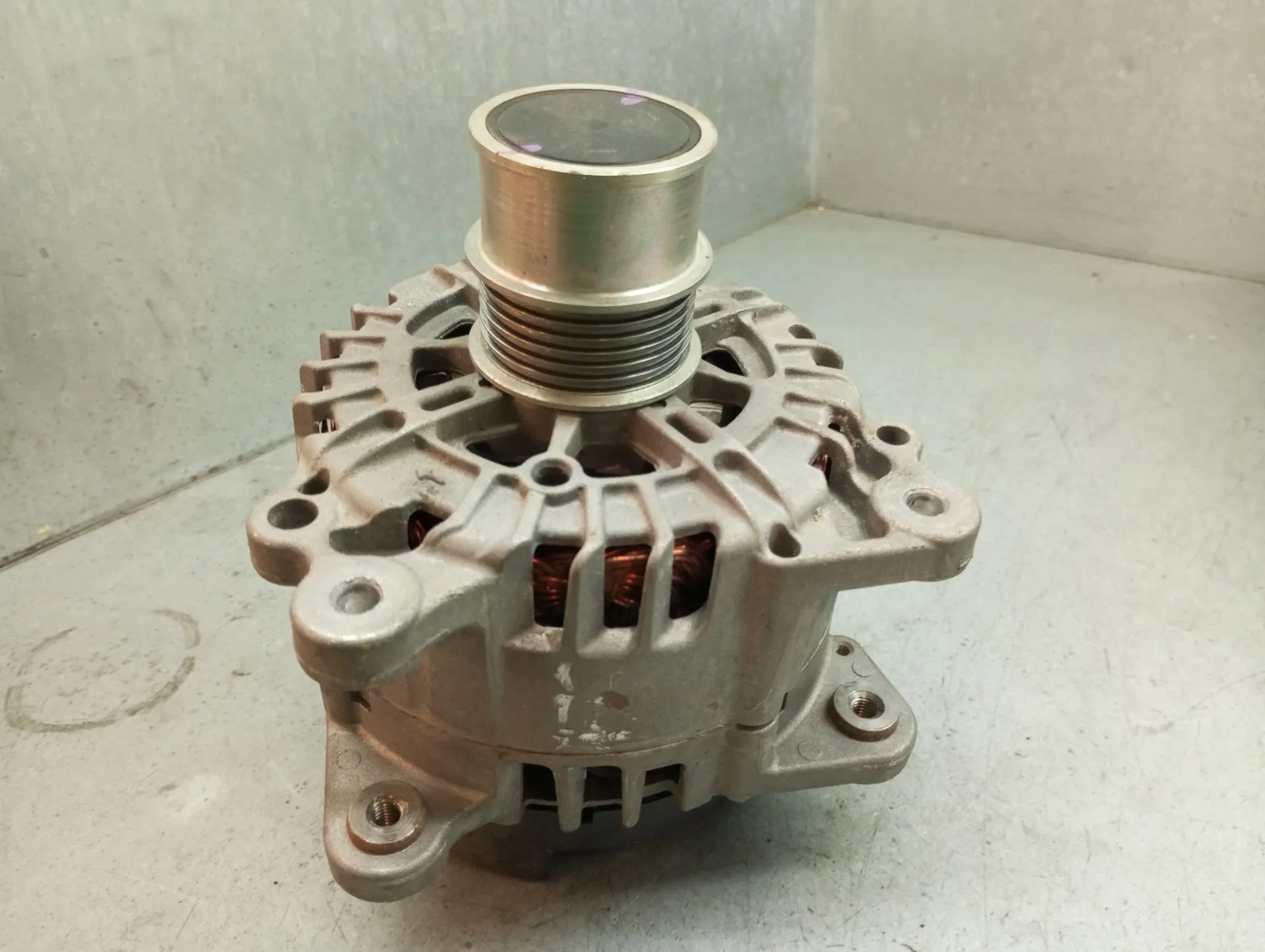 Alternador SEAT Arona (KJ7)