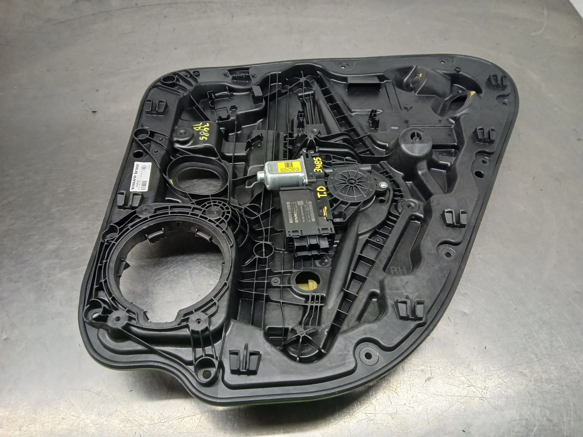 Alzavetro posteriore destro VOLVO XC40 (536)