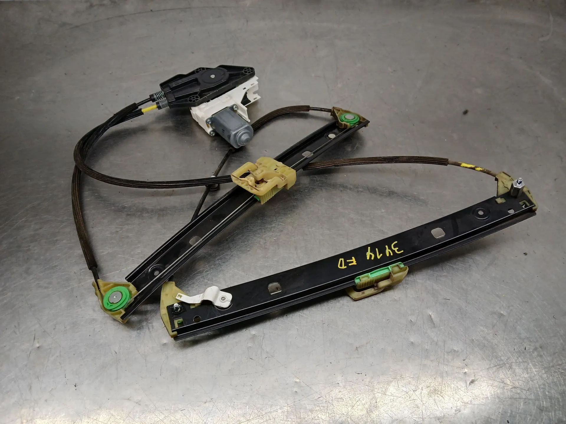 Right front window regulator AUDI A1 Sportback (8XA, 8XF)