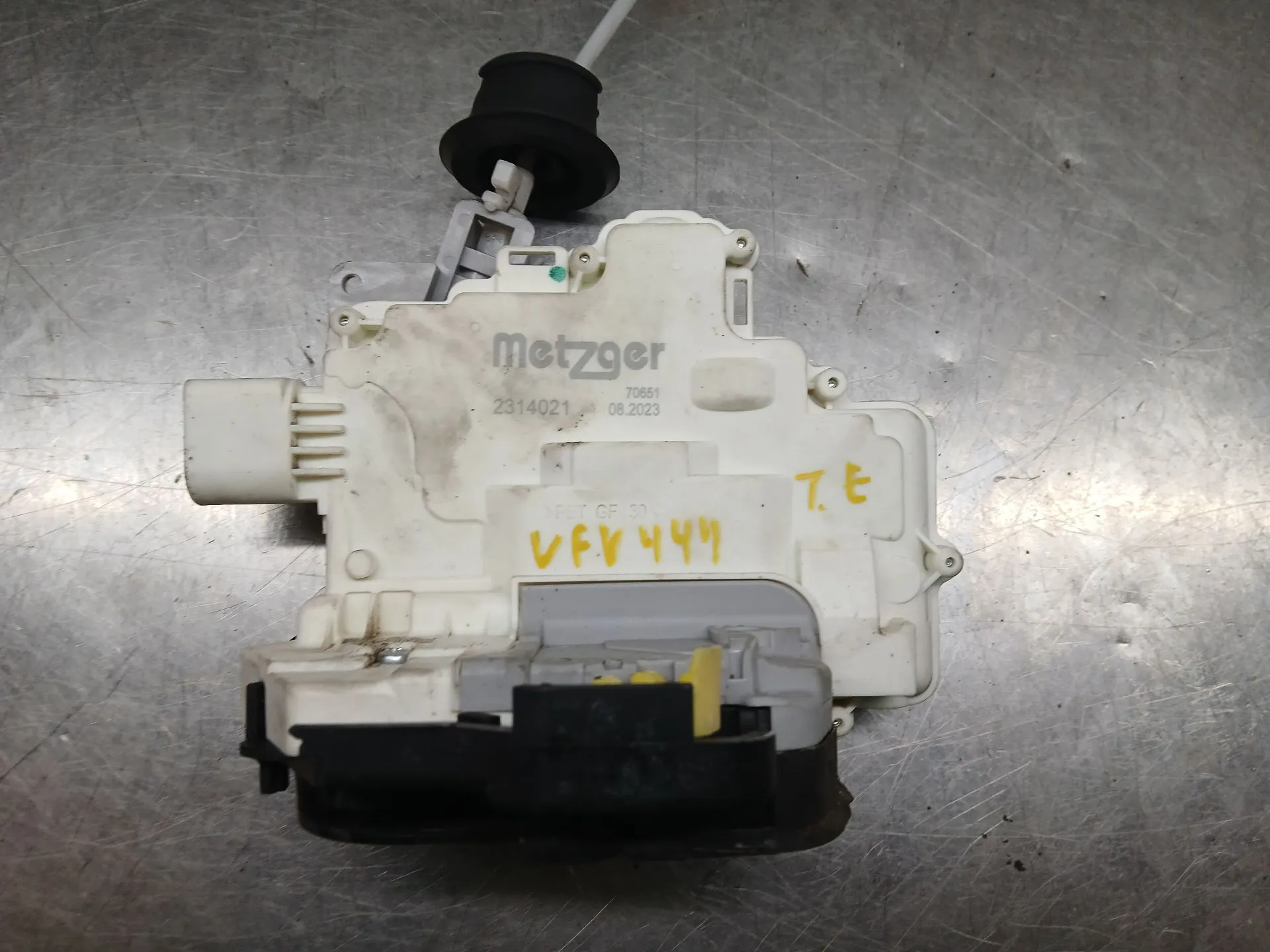 Fechadura / fecho porta trás esquerdo AUDI A3 (8P1)