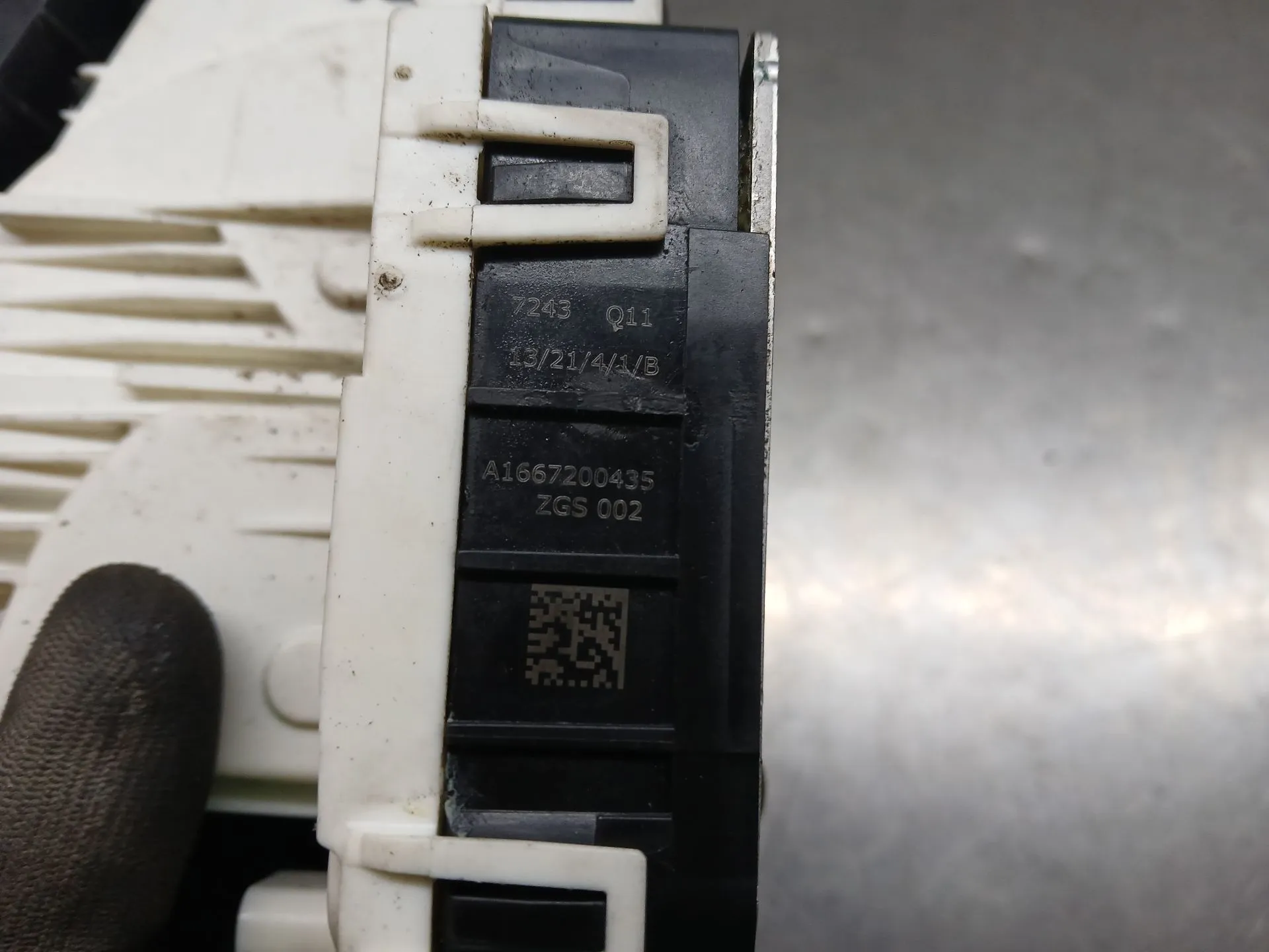 Fechadura / fecho porta frente direito MERCEDES-BENZ CLA Coupé (C117) Imagem-4