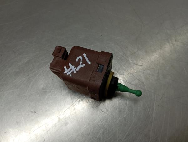 Motore regolazione fari VOLKSWAGEN Golf III (1H1)