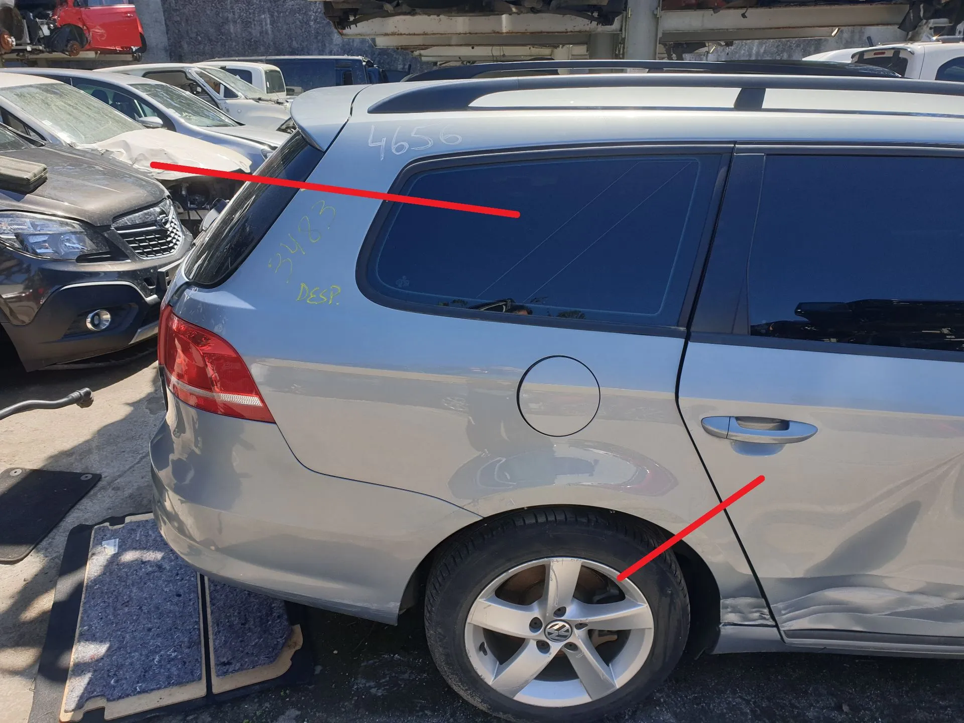 Painel trás direito VOLKSWAGEN Passat Variant (365)