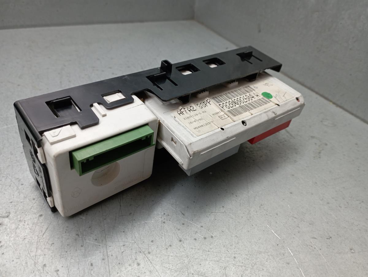 Pantalla / pantalla de información RENAULT Laguna II (BG0/1_) Imagem-3