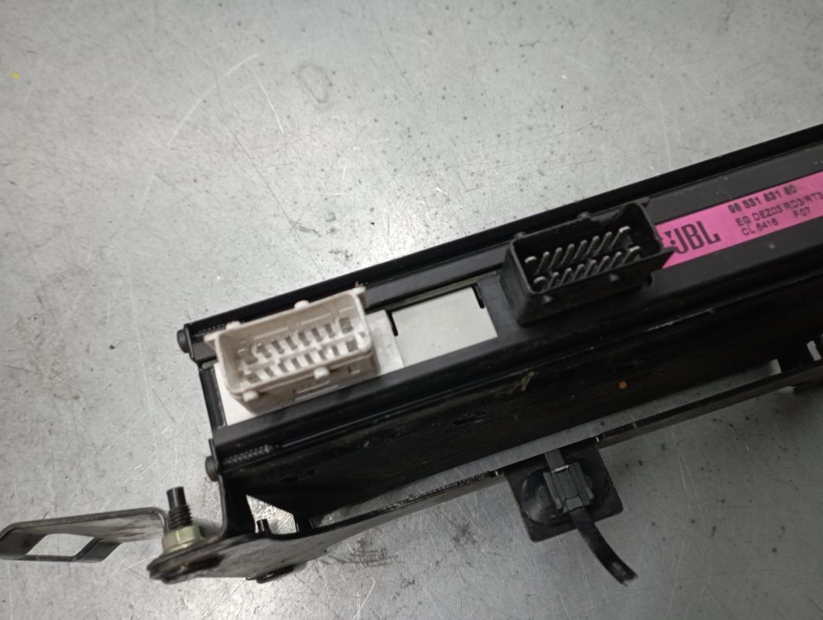 Amplificador de colunas PEUGEOT 307 CC (3B) Imagem-2