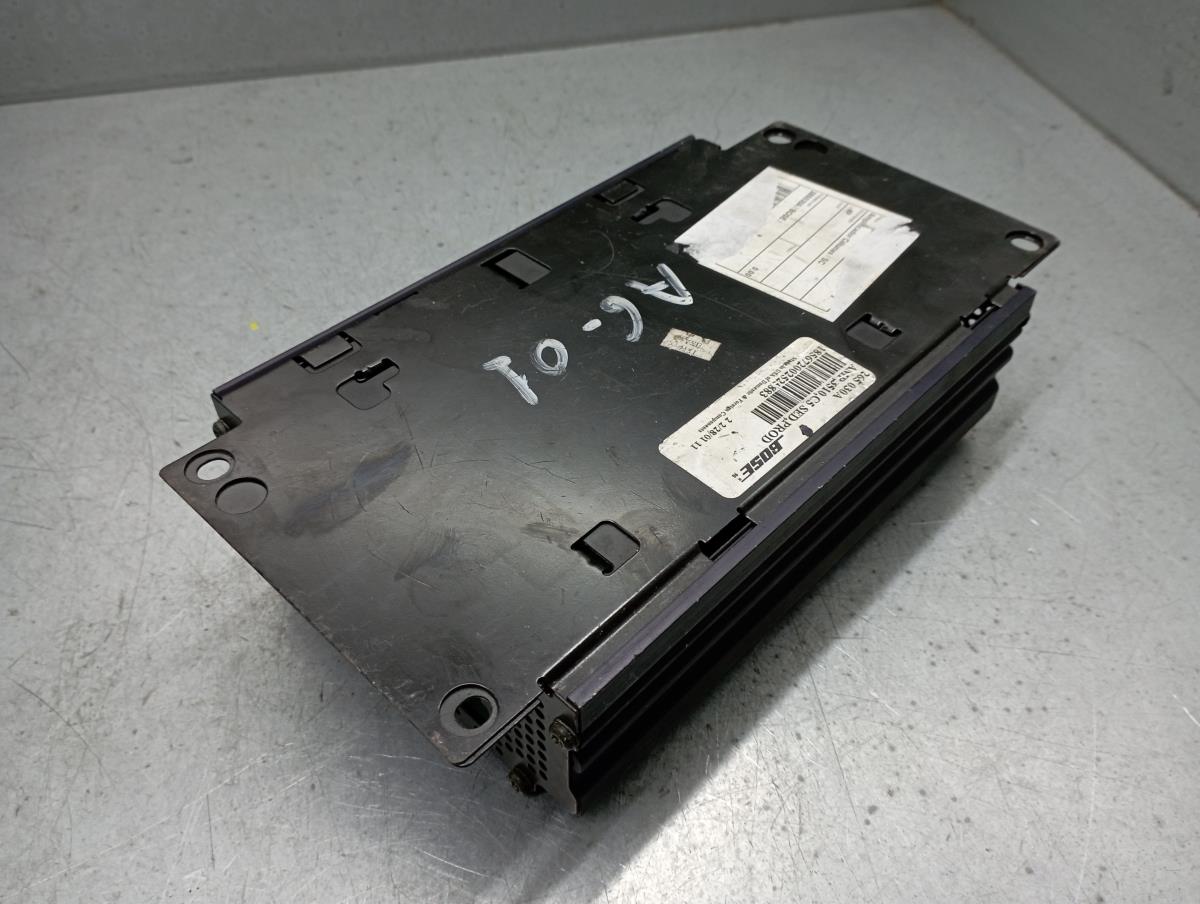 Amplificador de colunas AUDI A6 (4B2, C5) Imagem-1