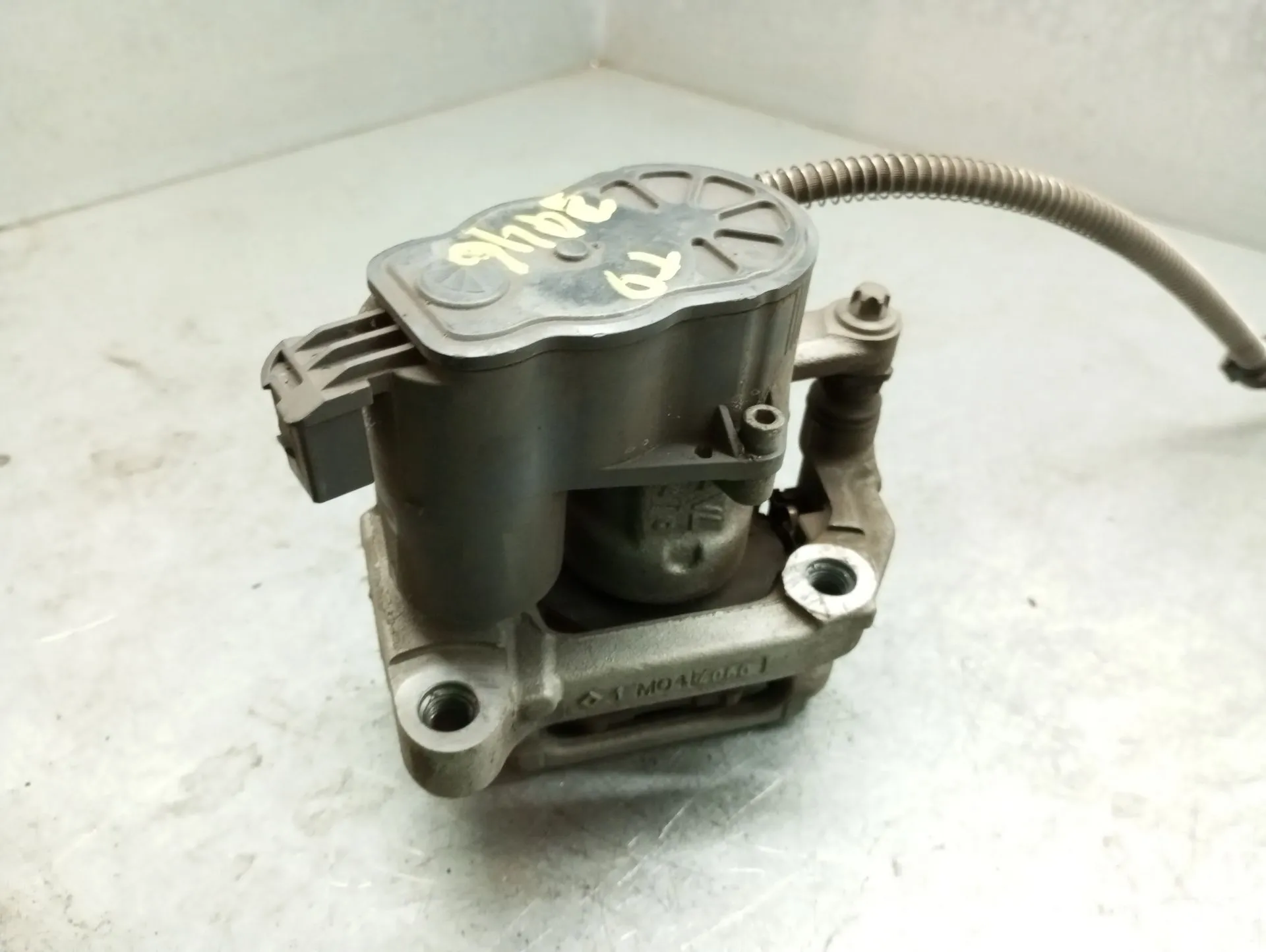 Pinza freno posteriore destra PEUGEOT 208 II