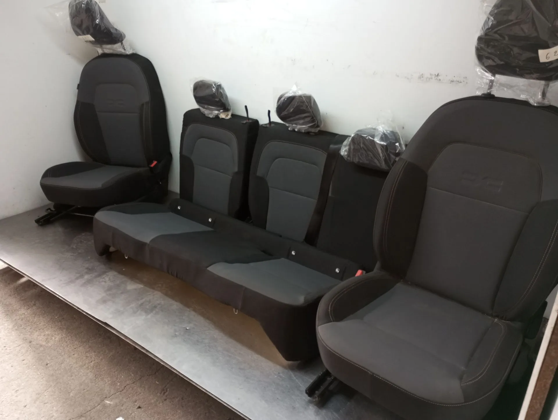 Conjunto de Bancos DACIA Sandero III Imagem-6