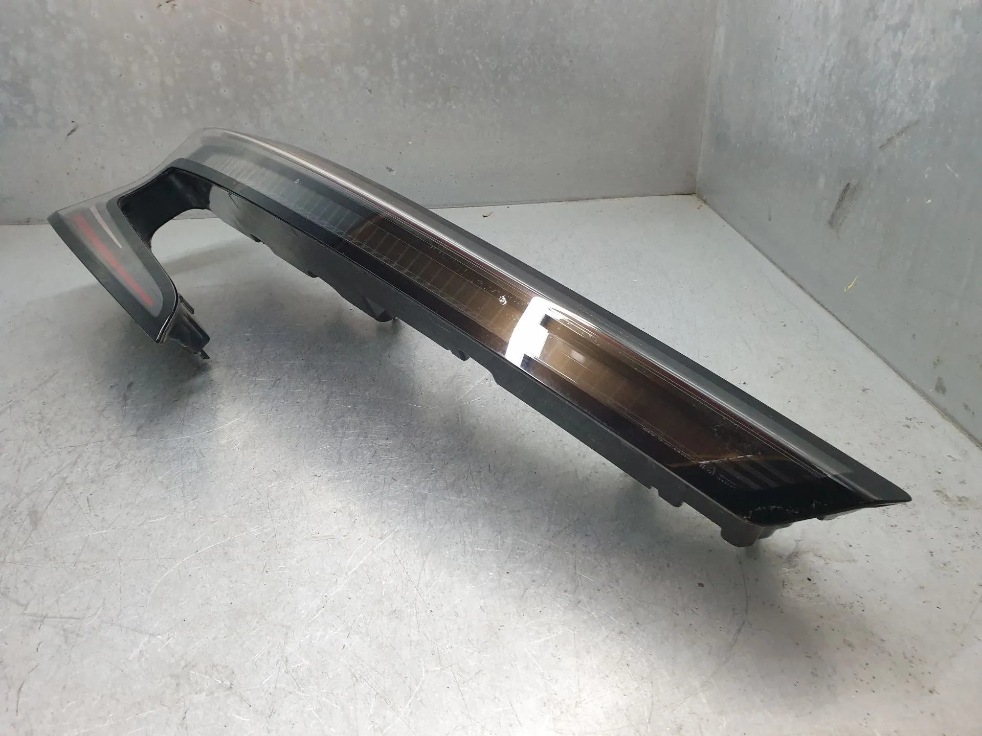 Fanale Sinistro Baule RENAULT Austral Imagem-2