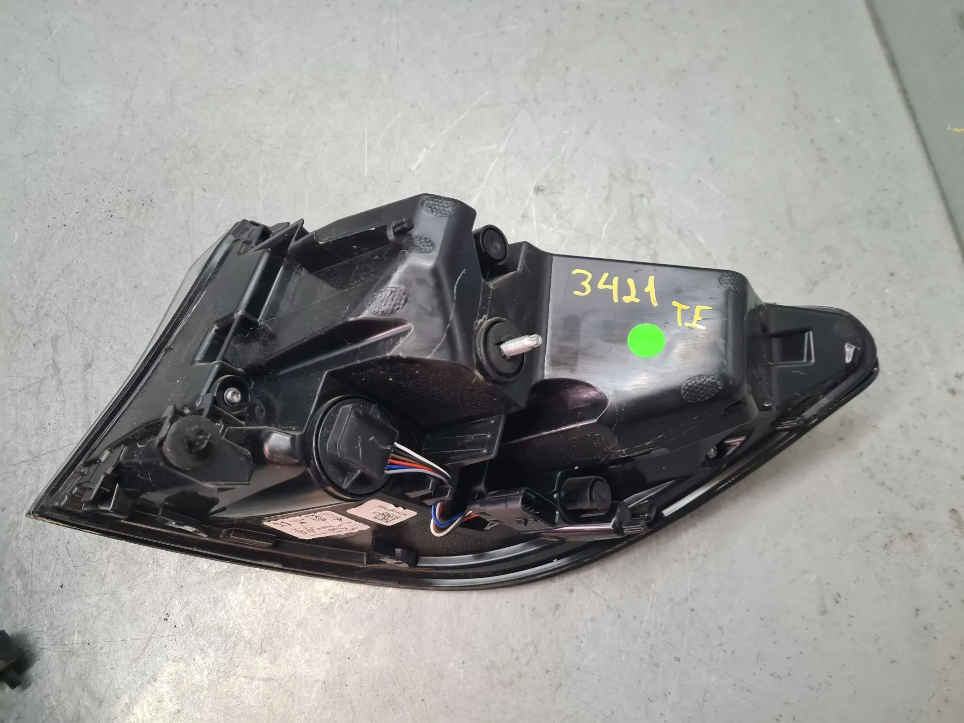 Feu arrière Gauche RENAULT Austral Imagem-3