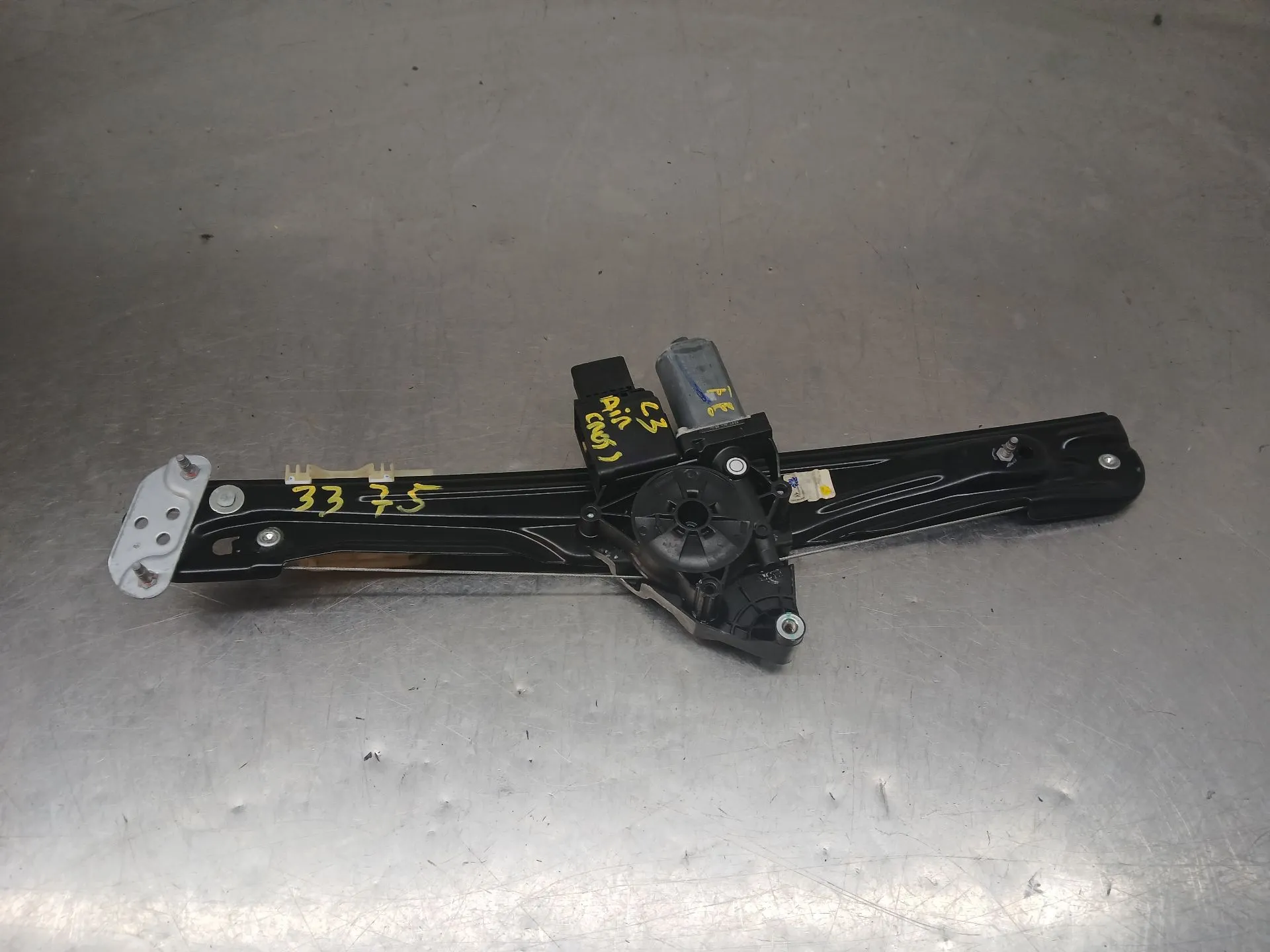 Elevalunas delantero izquierdo CITROËN C3 Aircross II (2R_, 2C_)