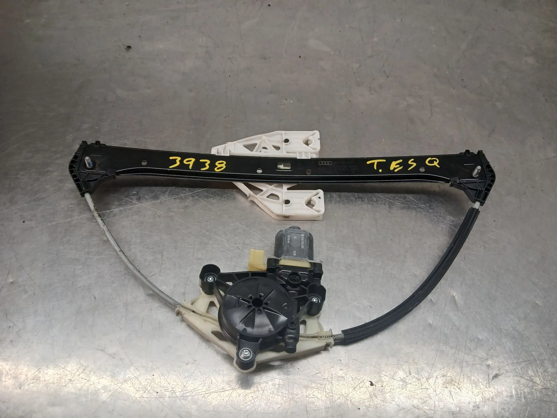 Left rear window regulator AUDI A3 (8V1, 8VK)