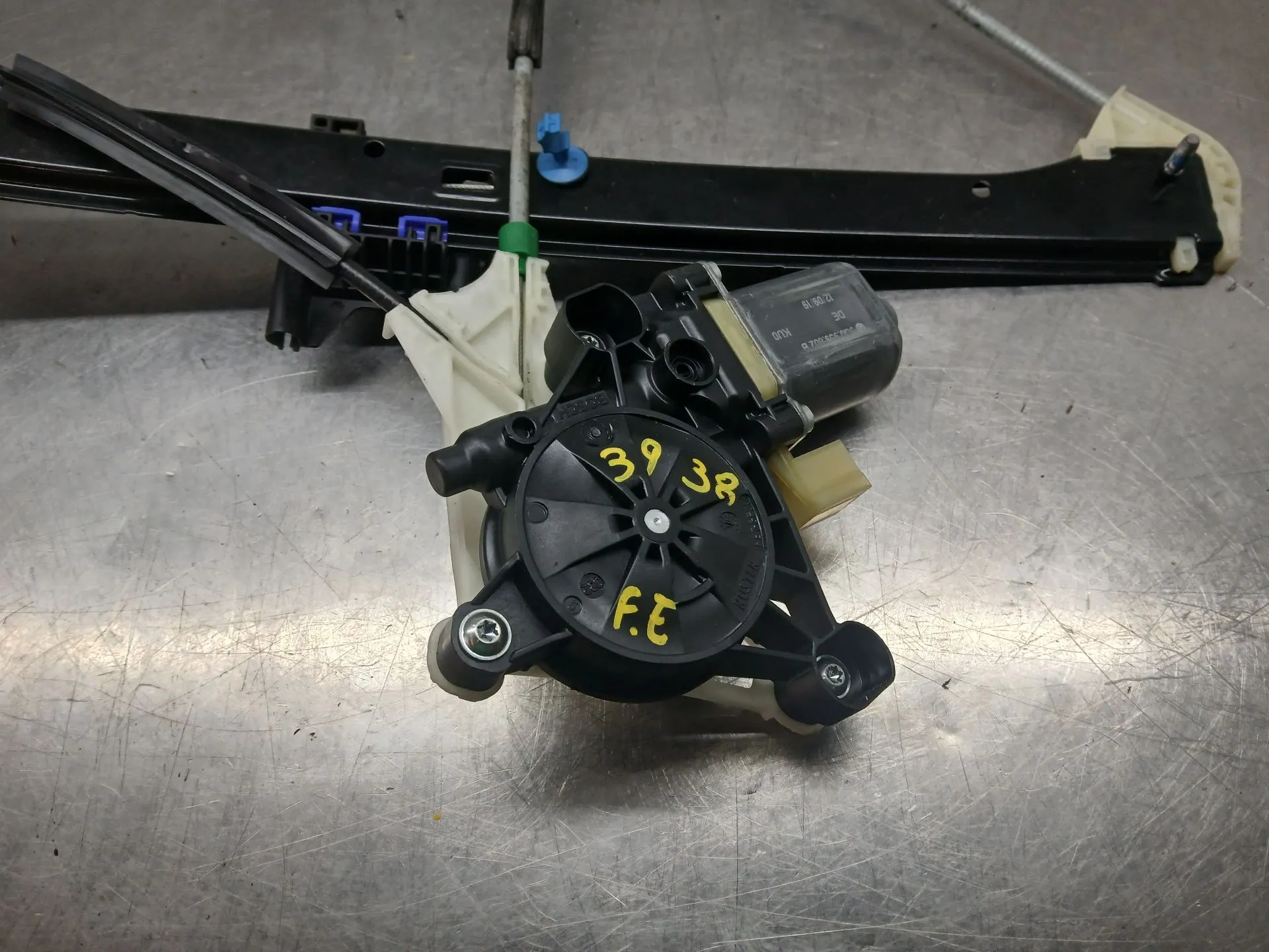 Lève-vitre avant gauche AUDI A3 (8V1, 8VK) Imagem-1