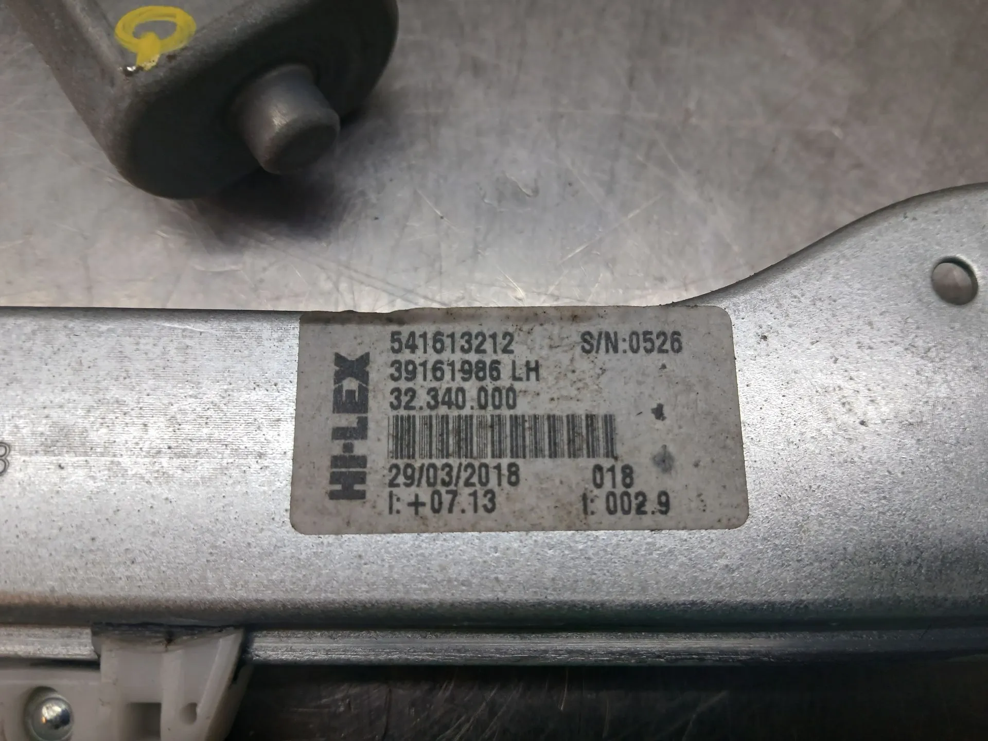 Lève-vitre avant gauche OPEL Corsa E Imagem-4