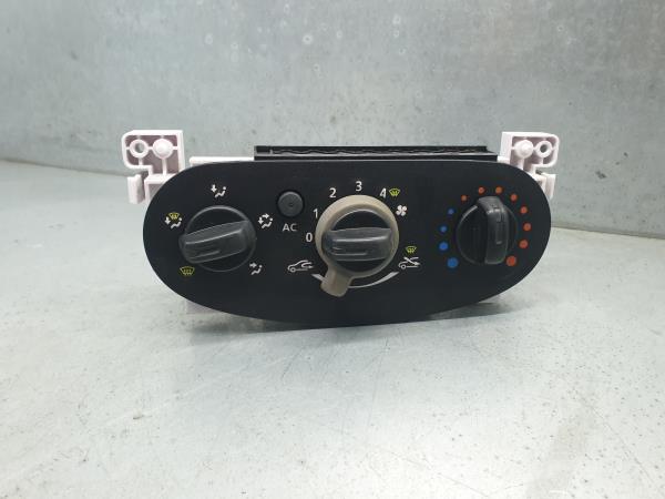 Climate control DACIA Sandero (BS_)