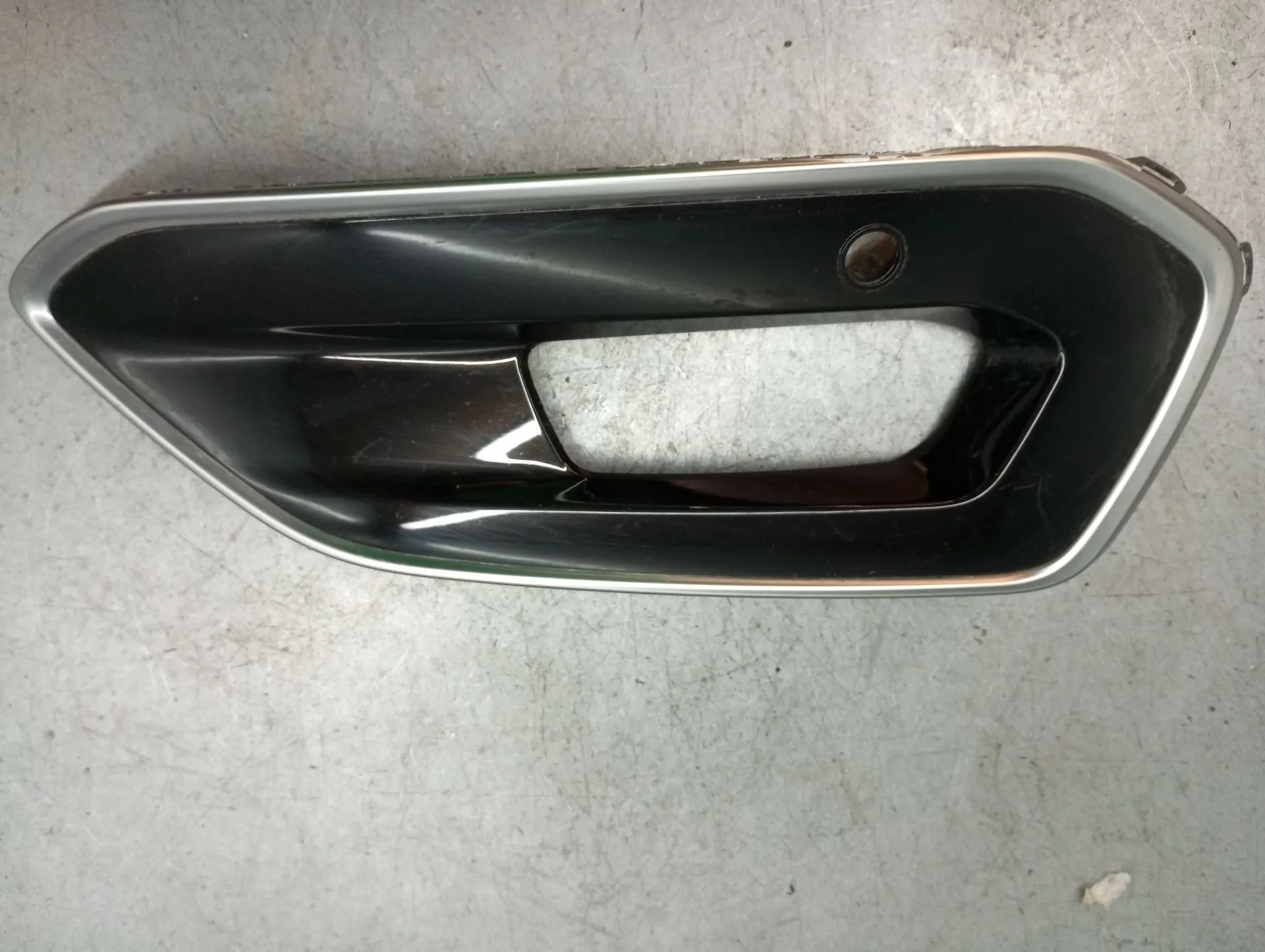 Griglia anteriore FORD Fiesta VII (HJ, HF)